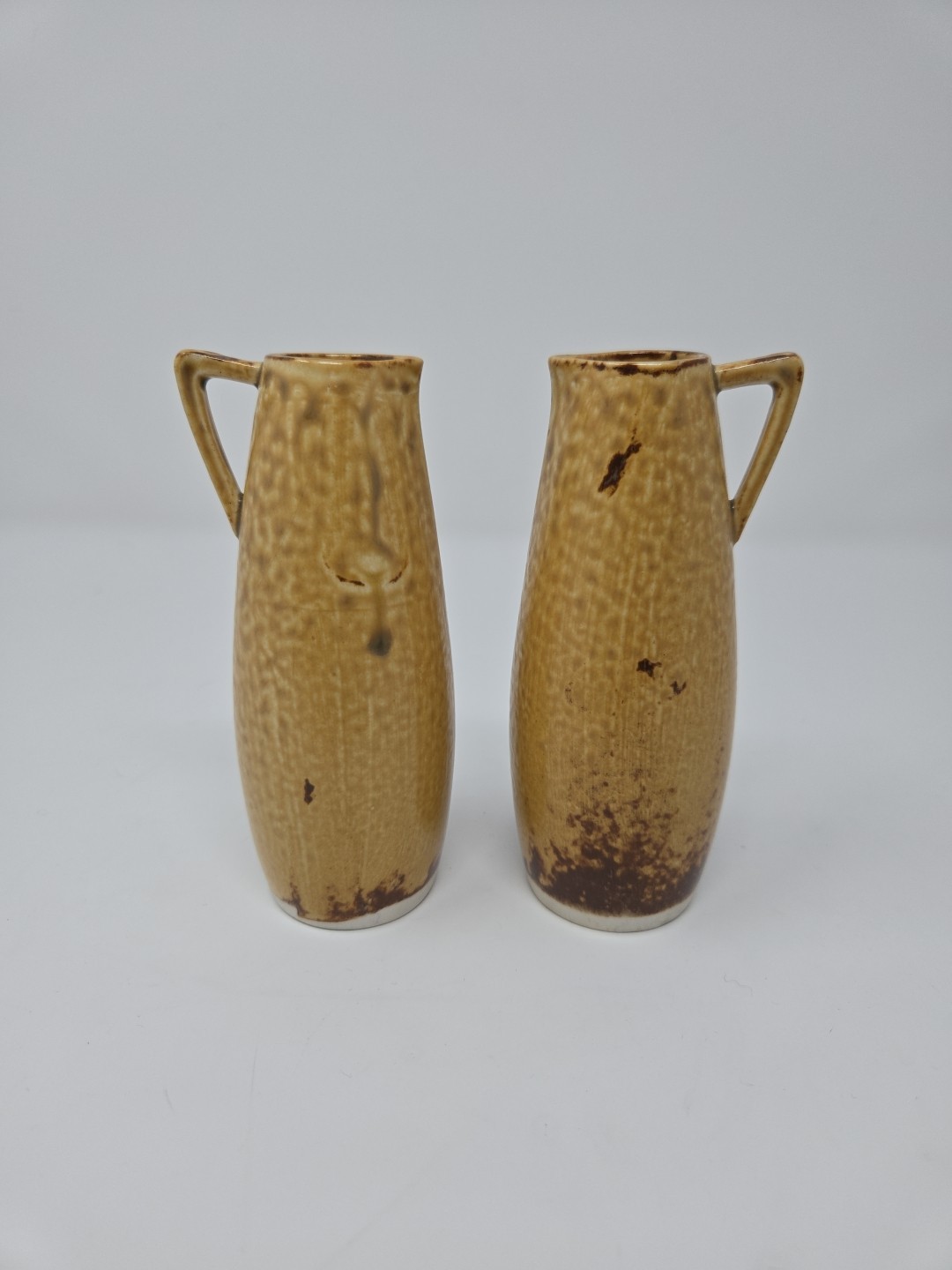 Set Of 2 Vintage CDGC Japanese Imports Hand Painted Mini Pitchers Set Of 2 Vintage CDGC Japanese Imports Hand Painted Mini Pitchers