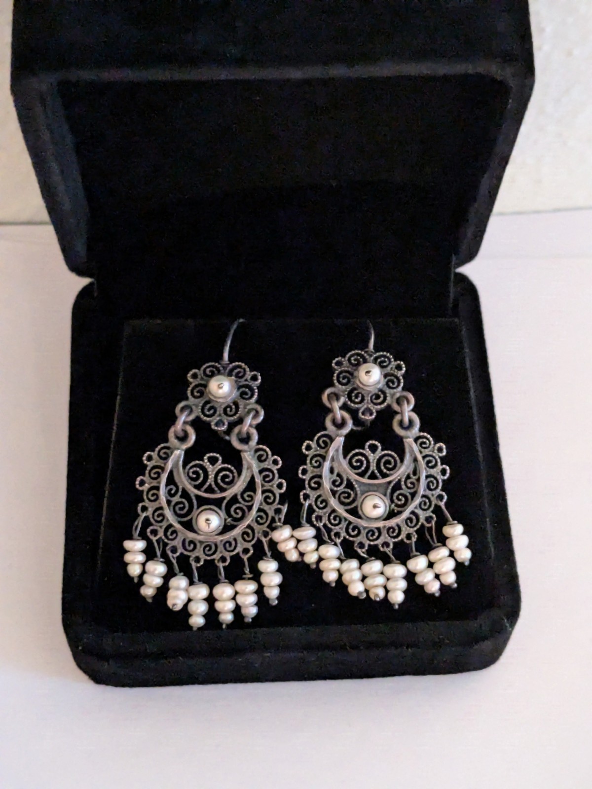 Vtg Possible FEDERICO JIMENEZ 925 Silver OAXACAN Filigree EARRINGS White Pearls