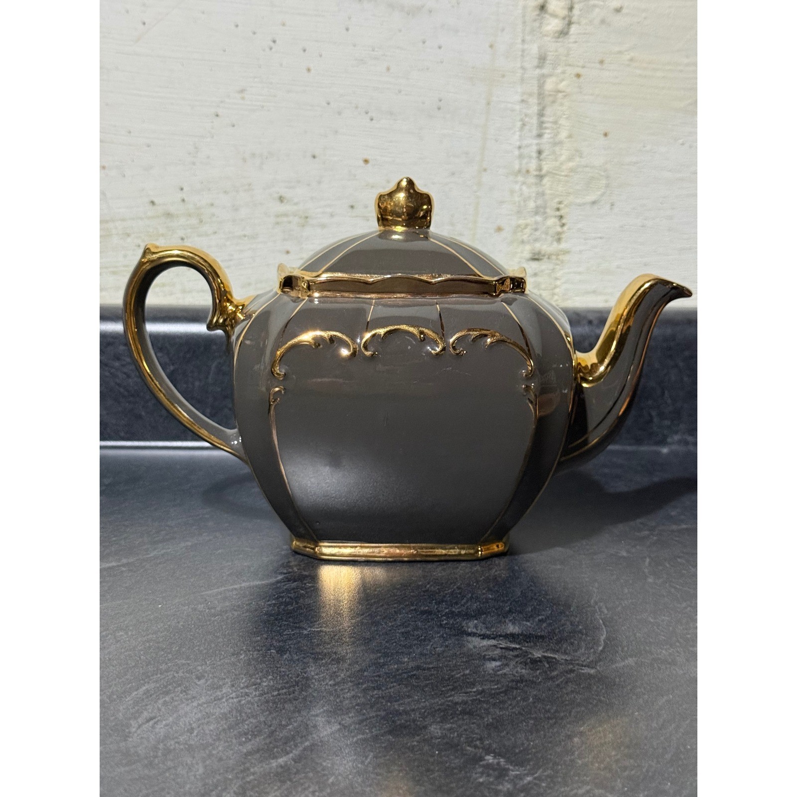 Sadler Cube Vtg Gray Ceramic Teapot 22k Gold Gilt Trim Ornate Scroll Design 1922