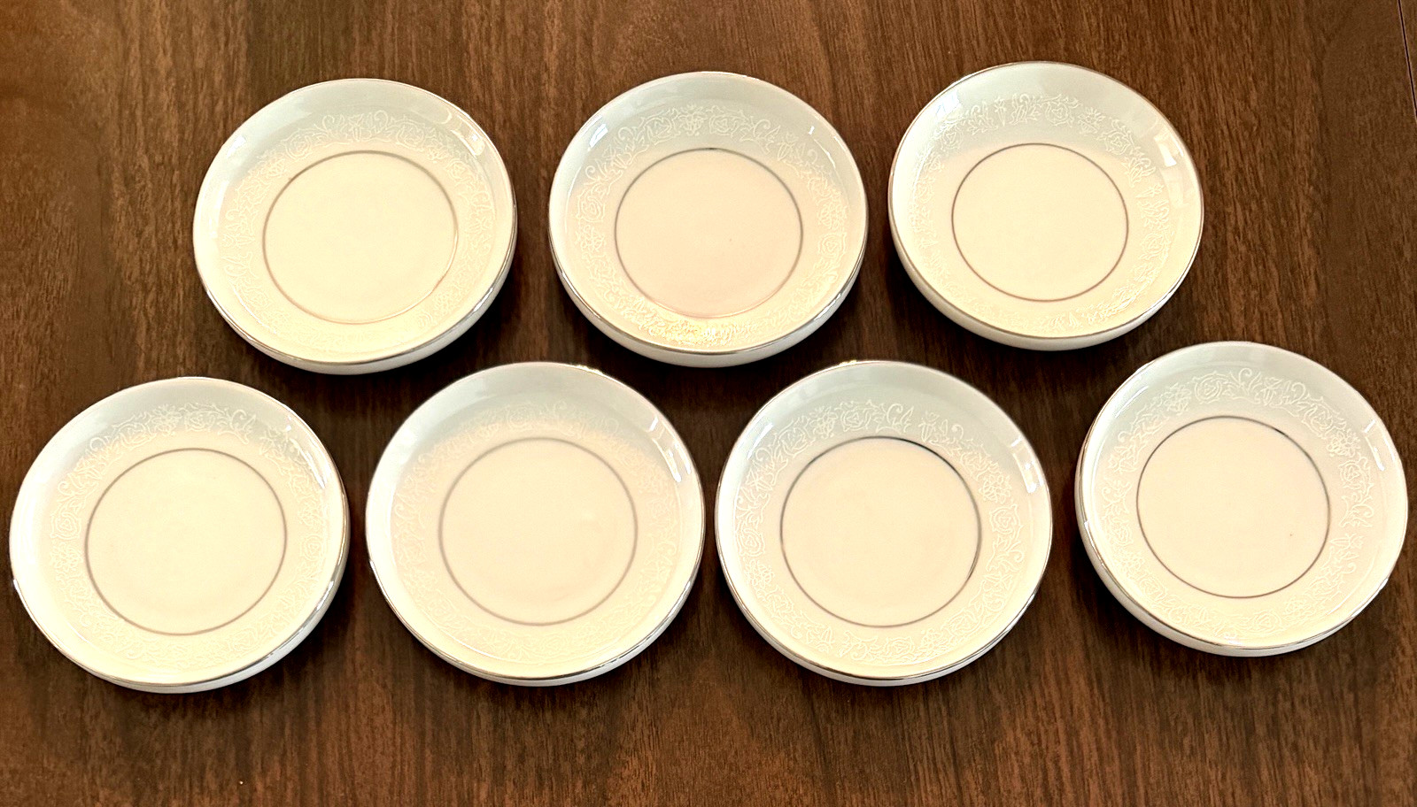 Crown Victoria Lovelace Butter Pat Plate Fine China Japan Platinum Trim Set of 7 Crown Victoria Lovelace Butter Pat Plate Fine China Japan Platinum Trim Set of 7