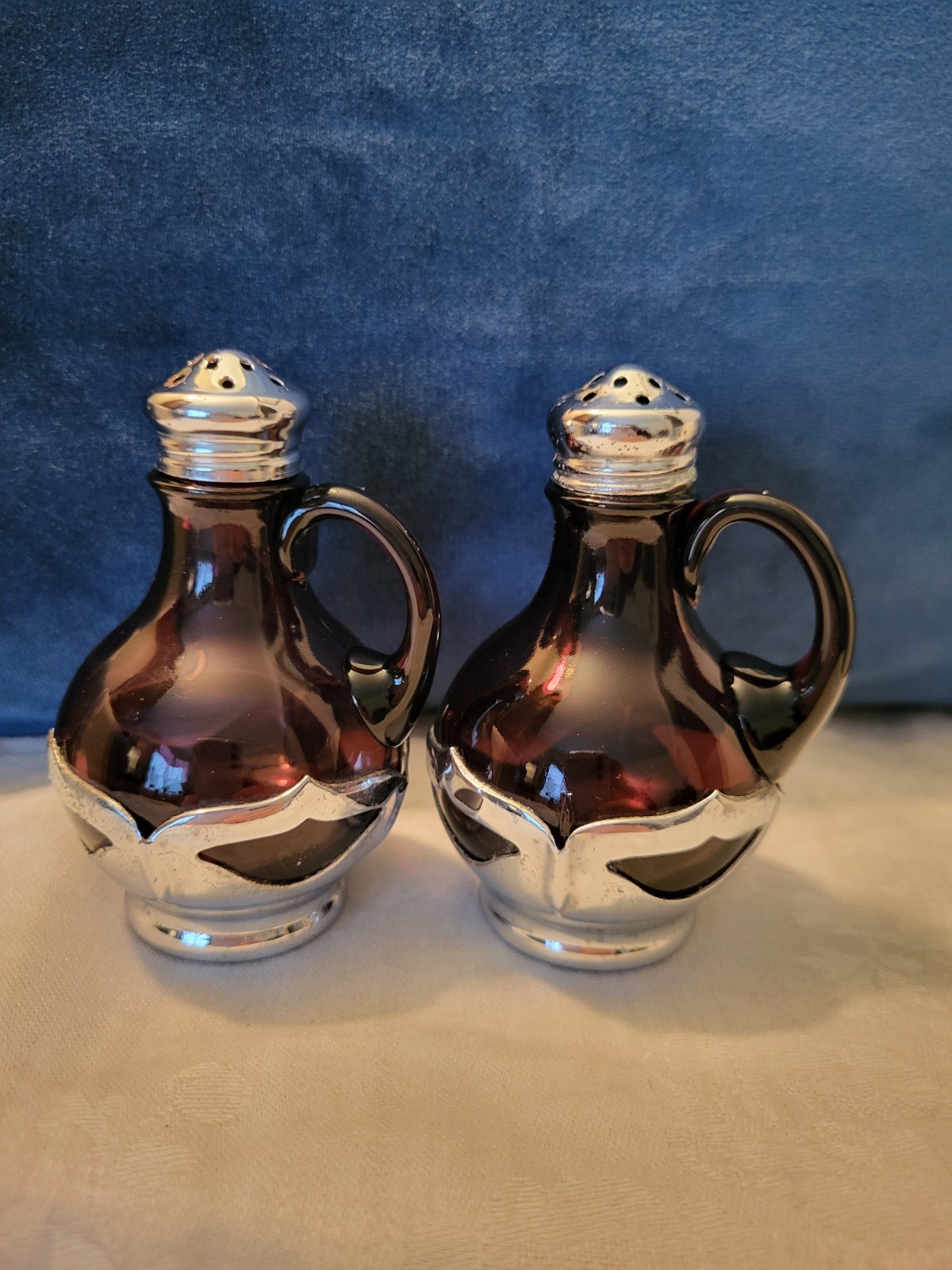 Vintage Farber Brothers Krome Kraft amethyst glass salt & pepper shakers
