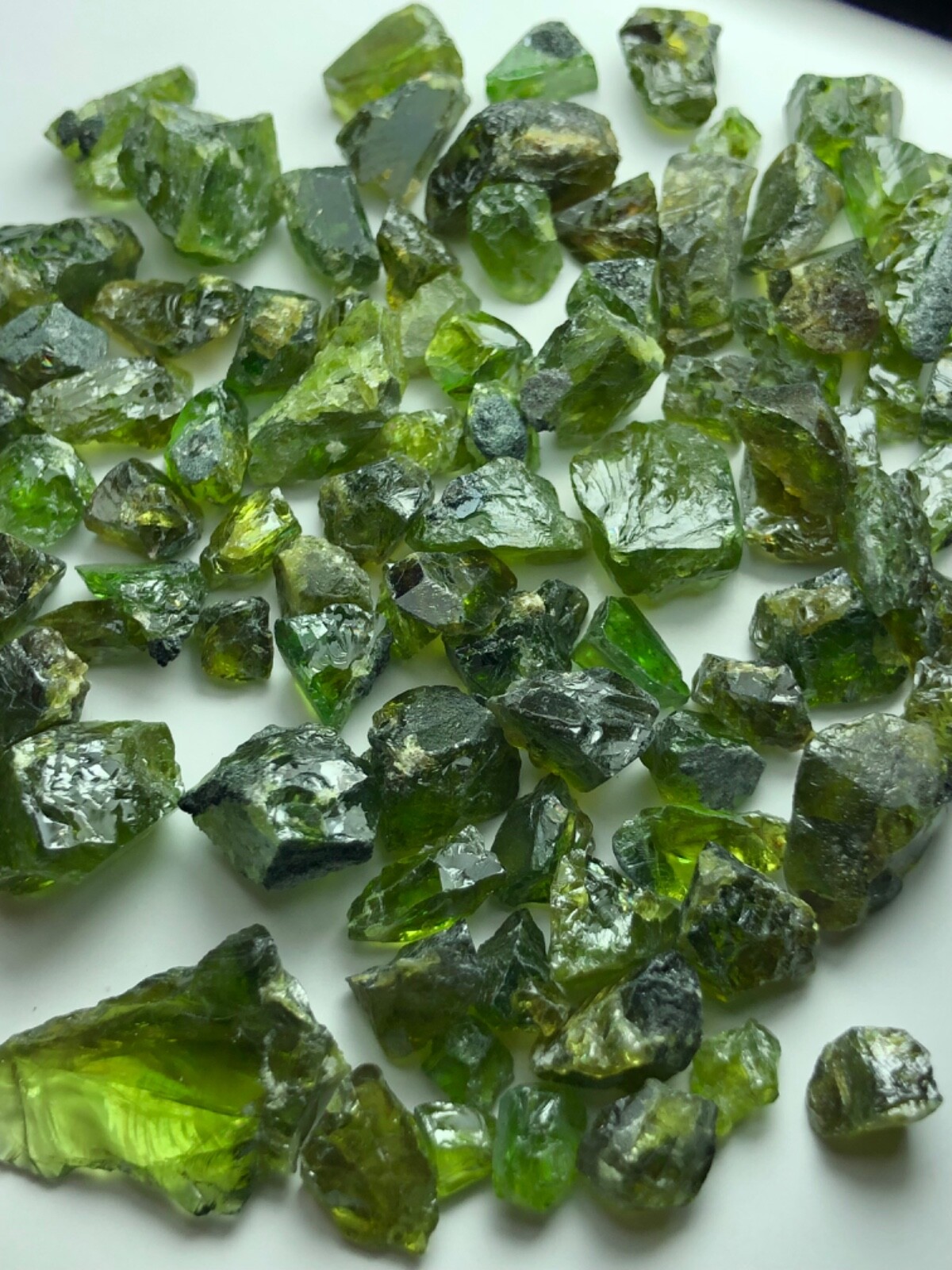 120Carat Top Quality Rough Glittering Green Sphene Facet Grade Quality @Madagaga