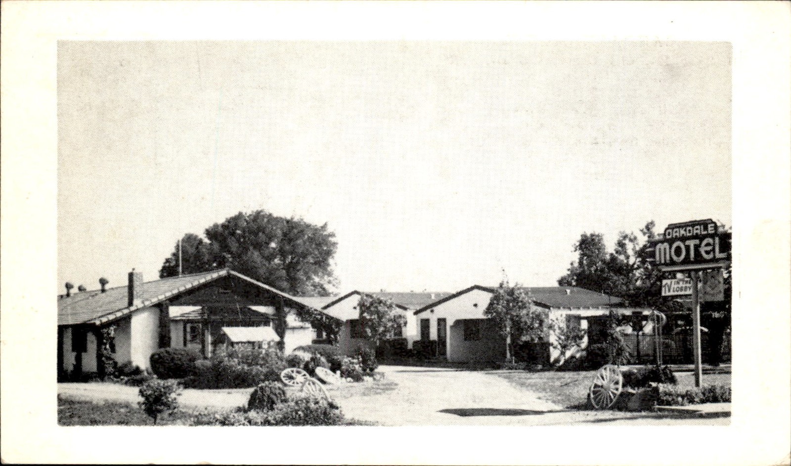 Oakdale California CA Oakdale Motel c1940s-50s Vintage Postcard