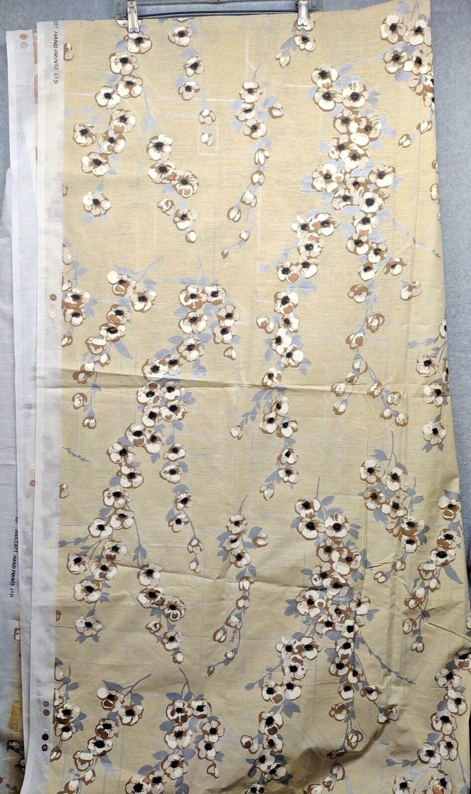 VTG Fabric Judscott Ming Handprint Dogwood Floral 70s Cherry Blossoms 6 Yd 48\