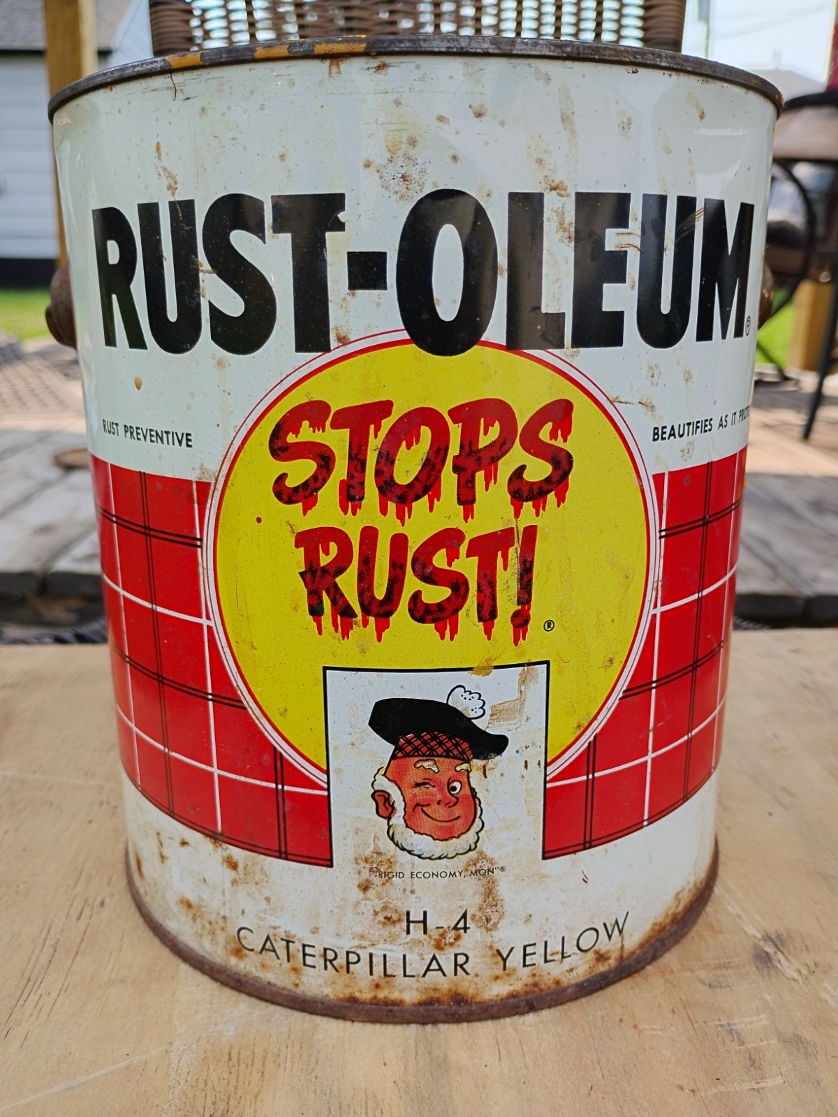 Vintage Rust-Oleum GALLON Paint Can H-4 Caterpillar Yellow 1960s 70s Rustoleum 