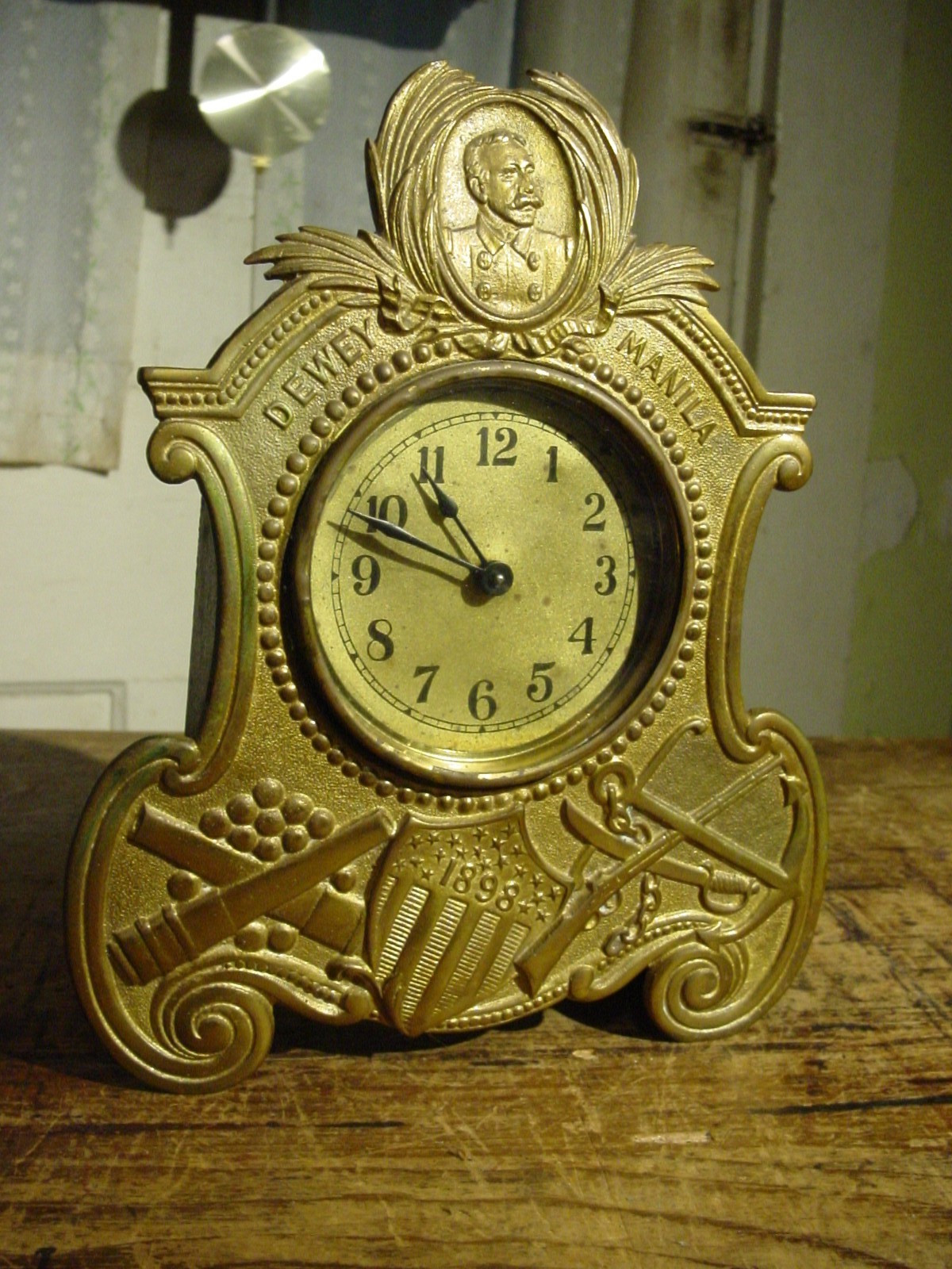 ANTIQUE VERY RARE 1898 DEWEY MANILLA SPANISH AMERICAN WAR DESK CLOCK WORKING ANTIQUE VERY RARE 1898 DEWEY MANILLA SPANISH AMERICAN WAR DESK CLOCK WORKING