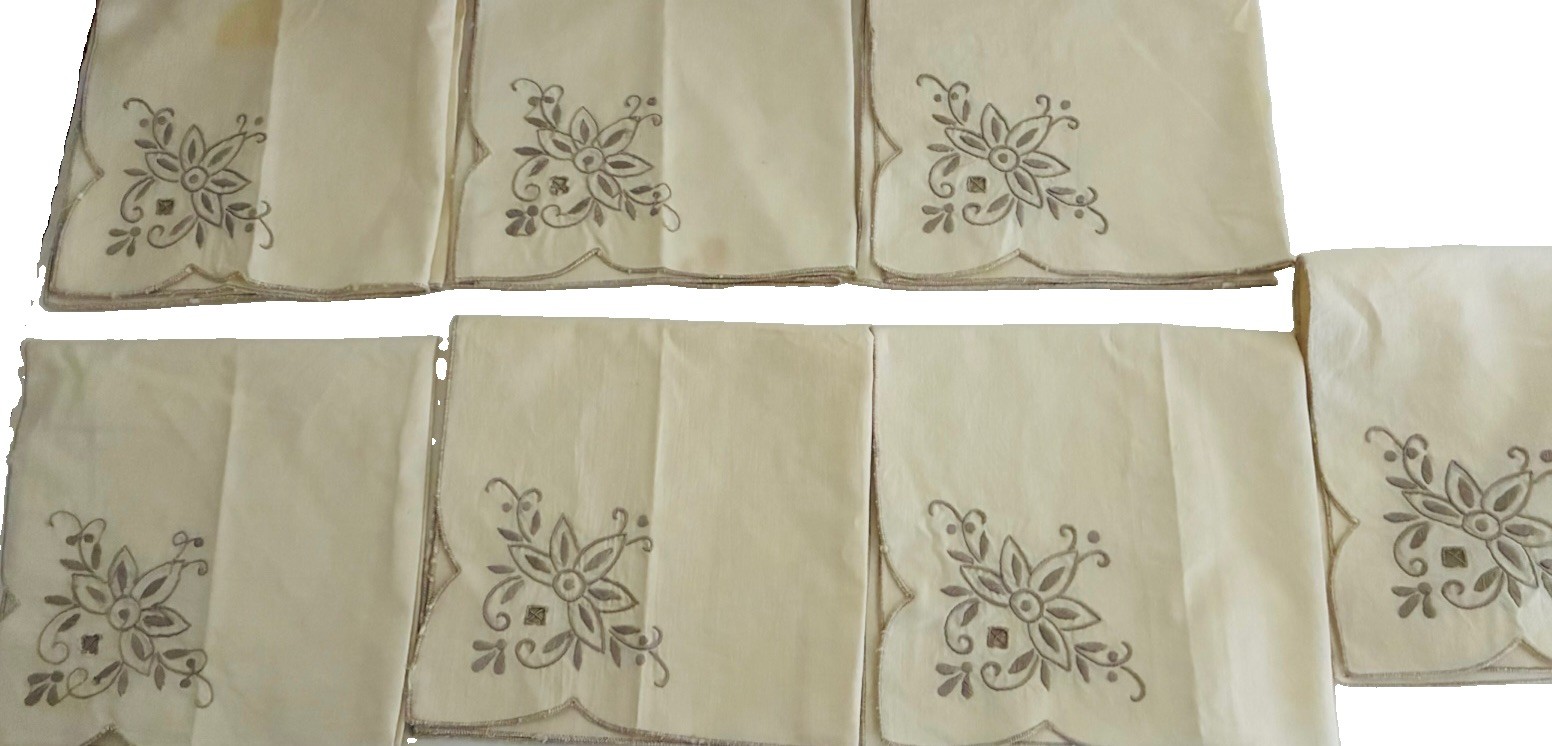 VINTAGE MADEIRA LINEN TABLE NAPKINS 7 PC SET IVORY FLORAL EMBROIDERY 16 VINTAGE MADEIRA LINEN TABLE NAPKINS 7 PC SET IVORY FLORAL EMBROIDERY 16
