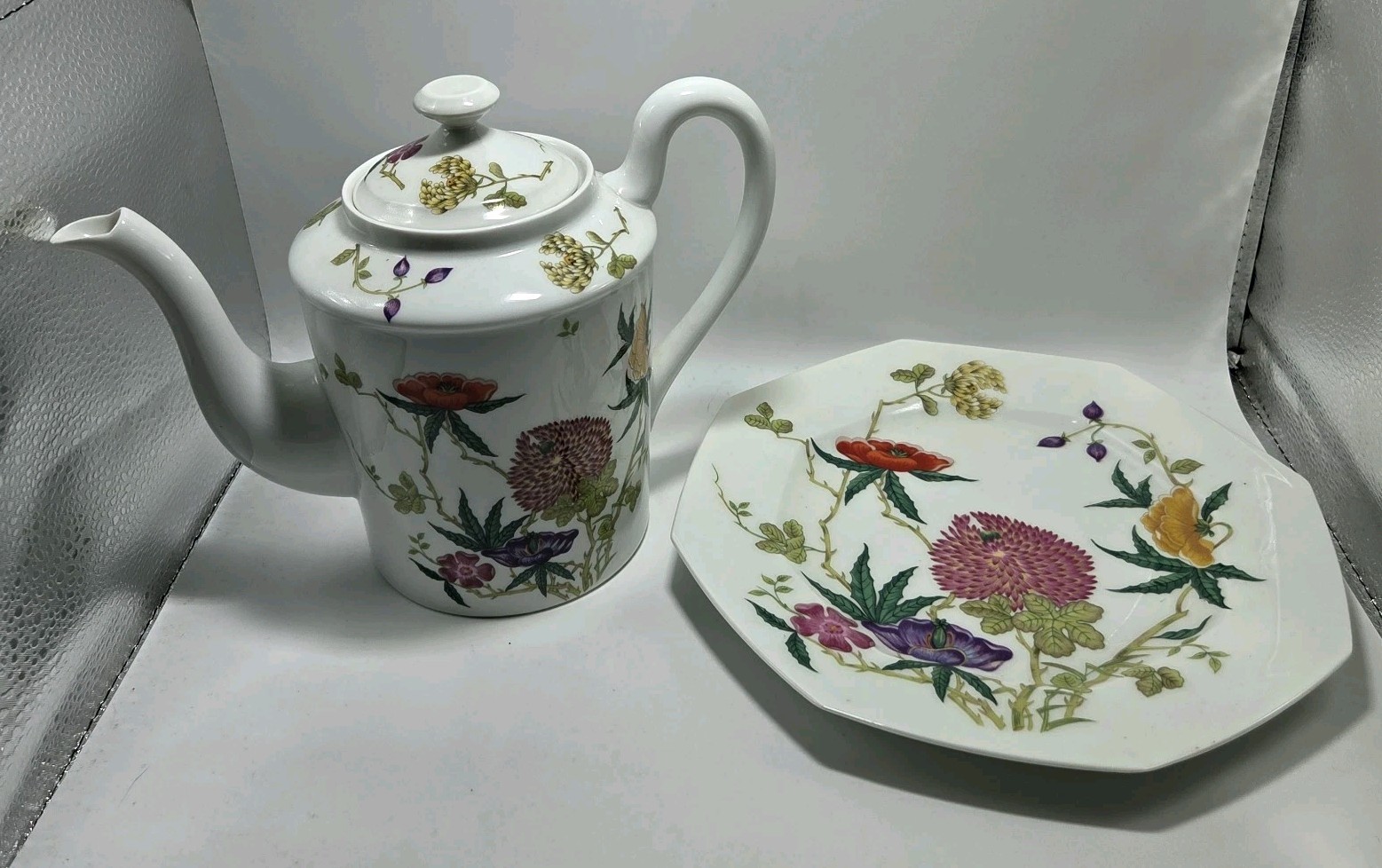 Limoges A. Raynaud Dioraflor Ceralene 2pc Tea Pot & Plate Flowers Floral EUC