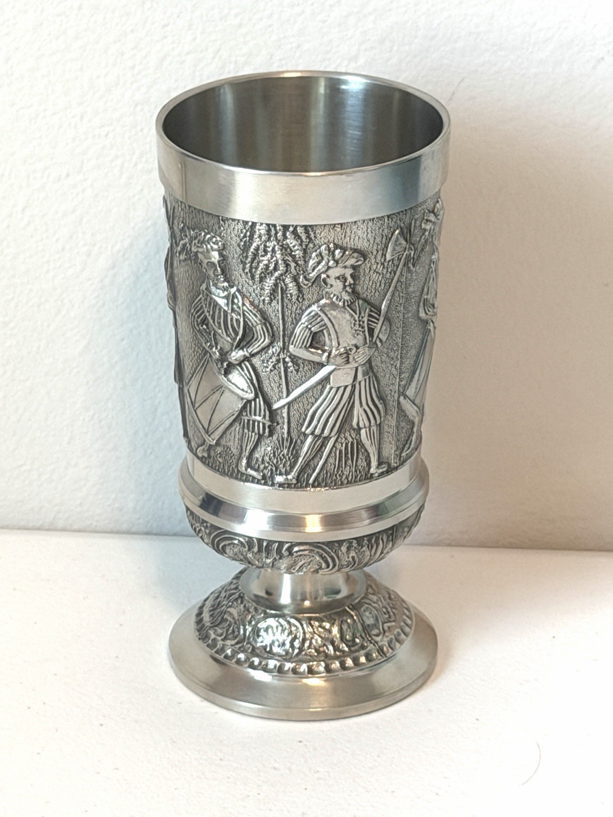 Vintage Mullingar Pewter Goblet Chalice Ireland Renaissance Soldiers Guardsmen