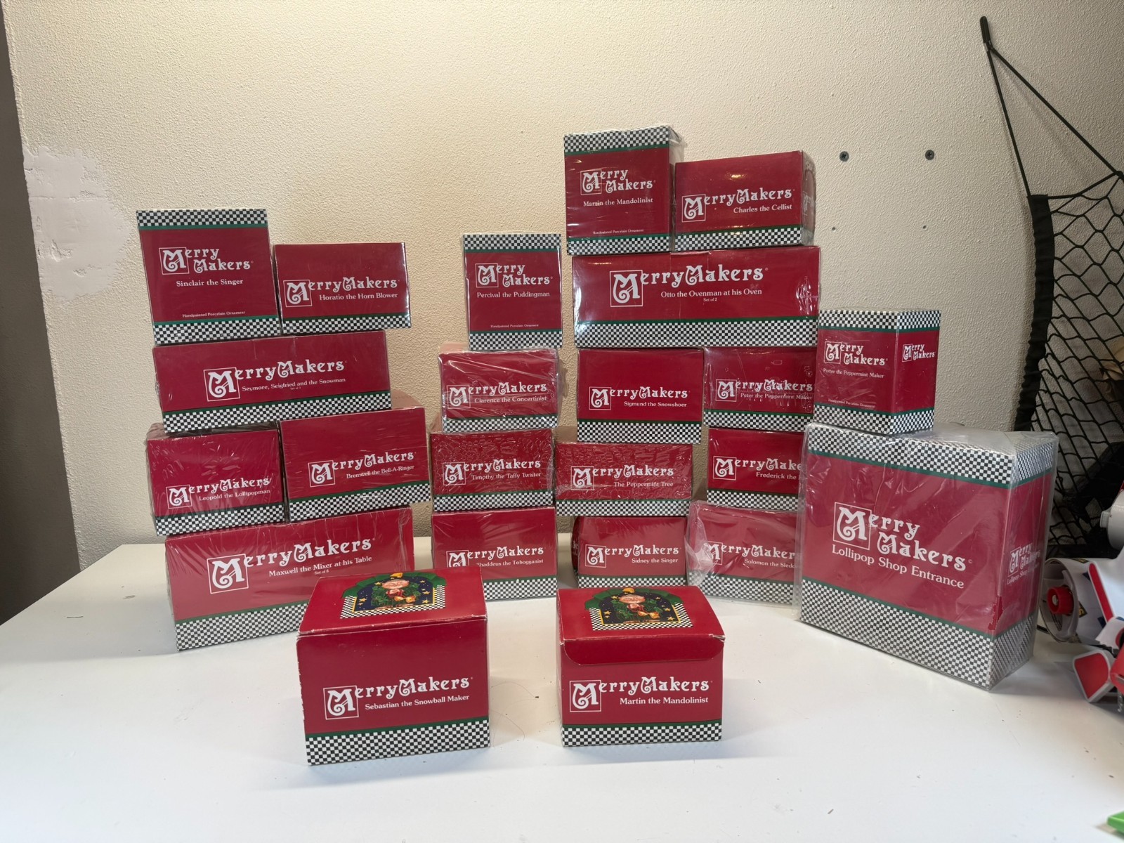 Dept 56 Merry Makers HUGE Lot of 23 Majority Still sealed Awesome