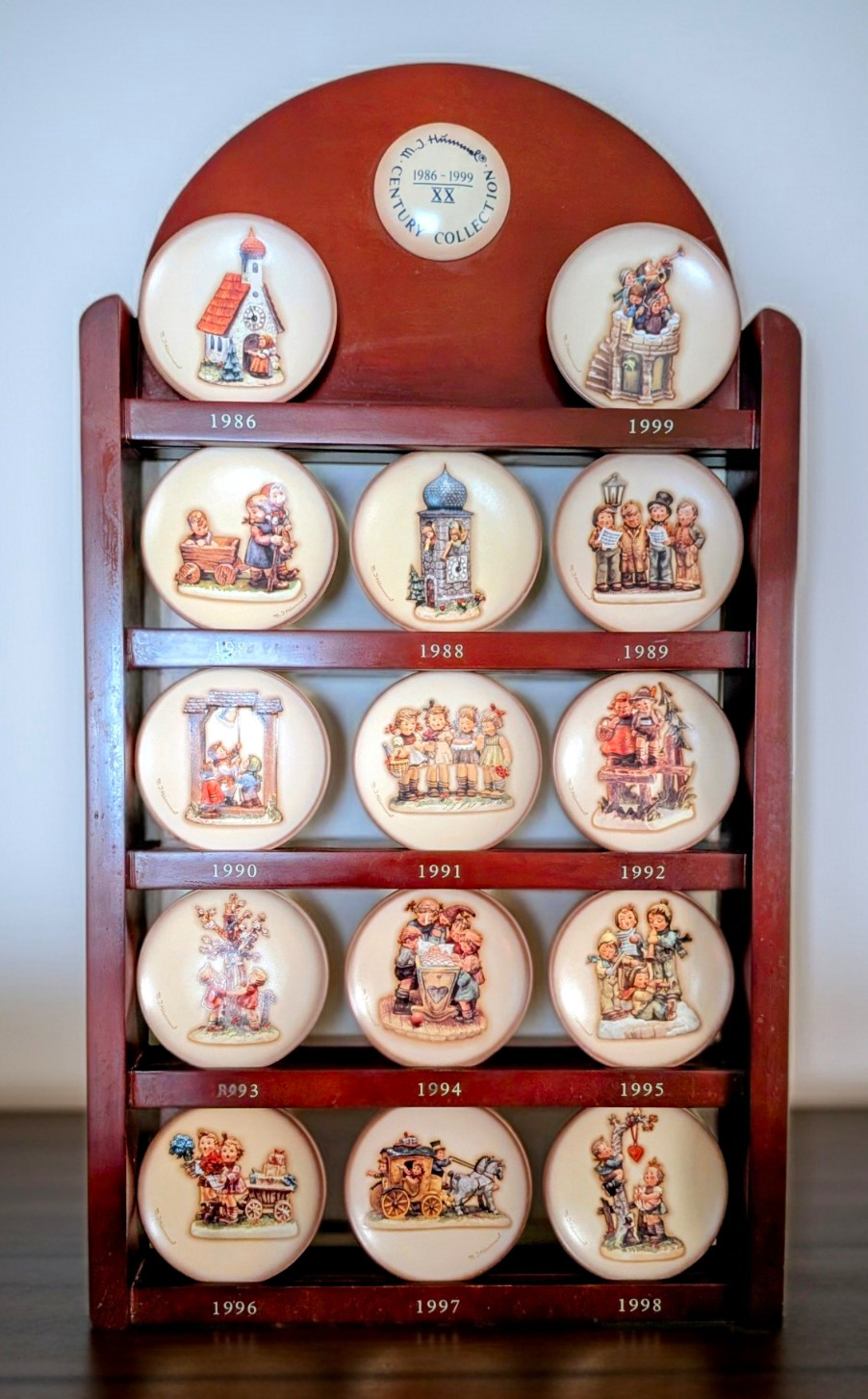 Vintage M.J. Hummel Century Collection 4\