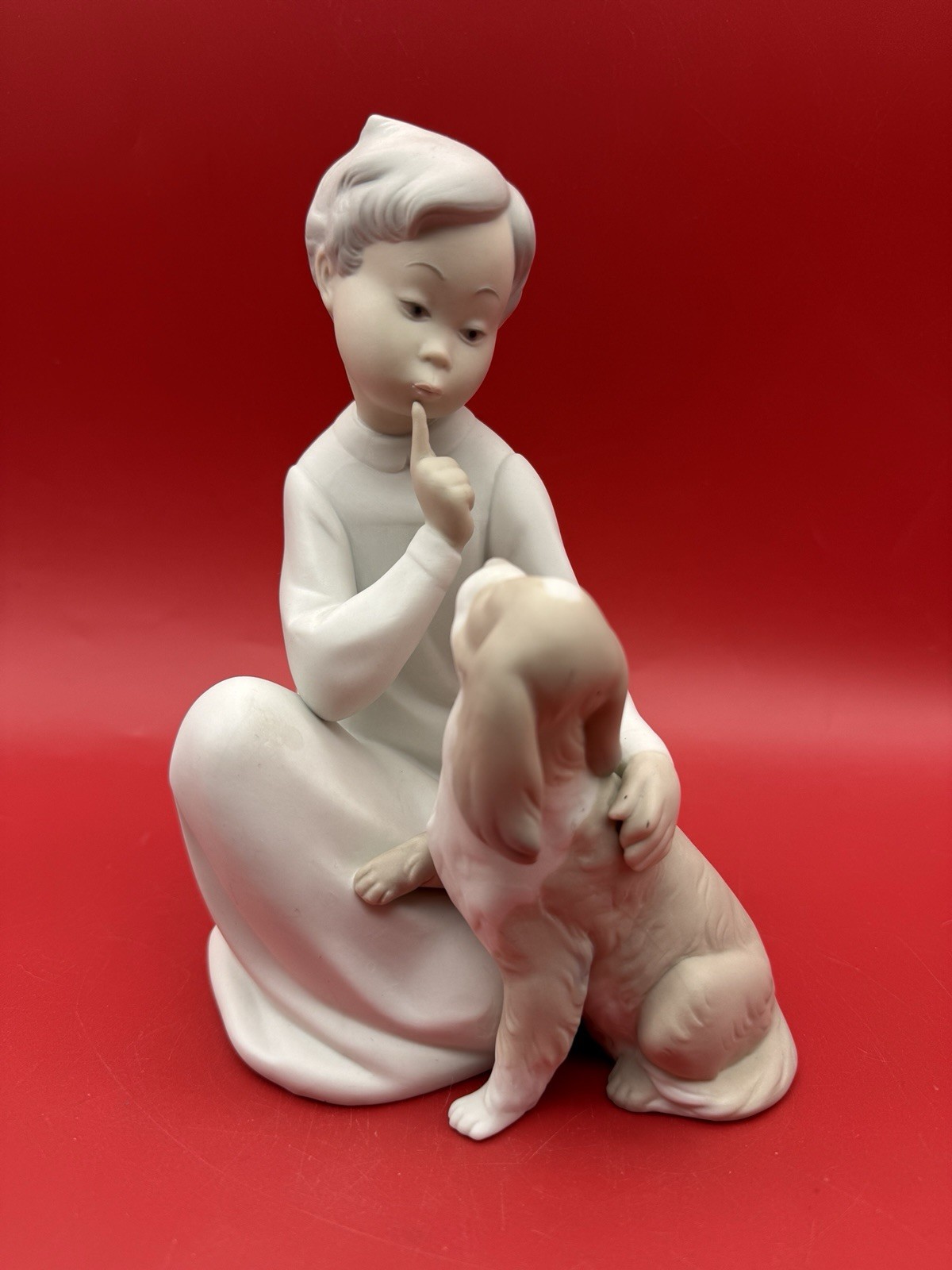 Vintage 1971 Lladro 7.75\
