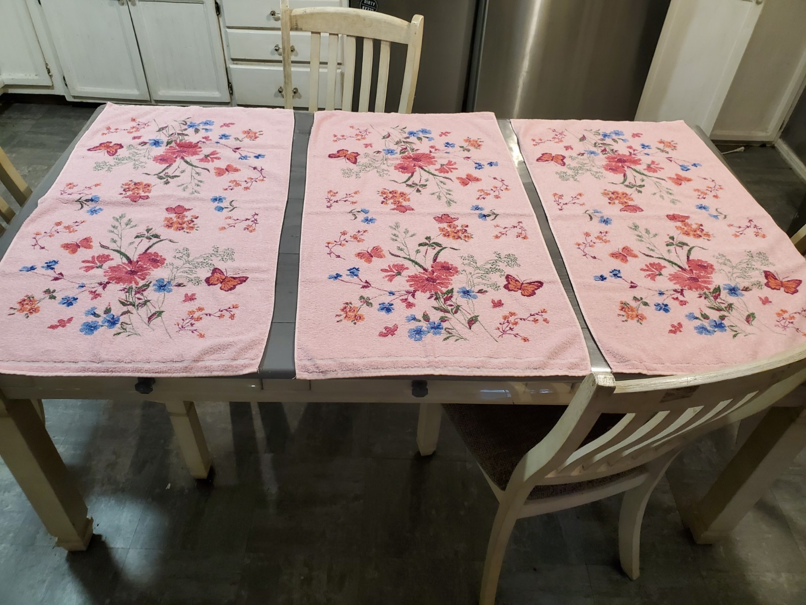 Vtg NWOT 1970s Cannon Boho Hippie Daisy Butterfly Bath Towels- Set of 3 Pink NOS
