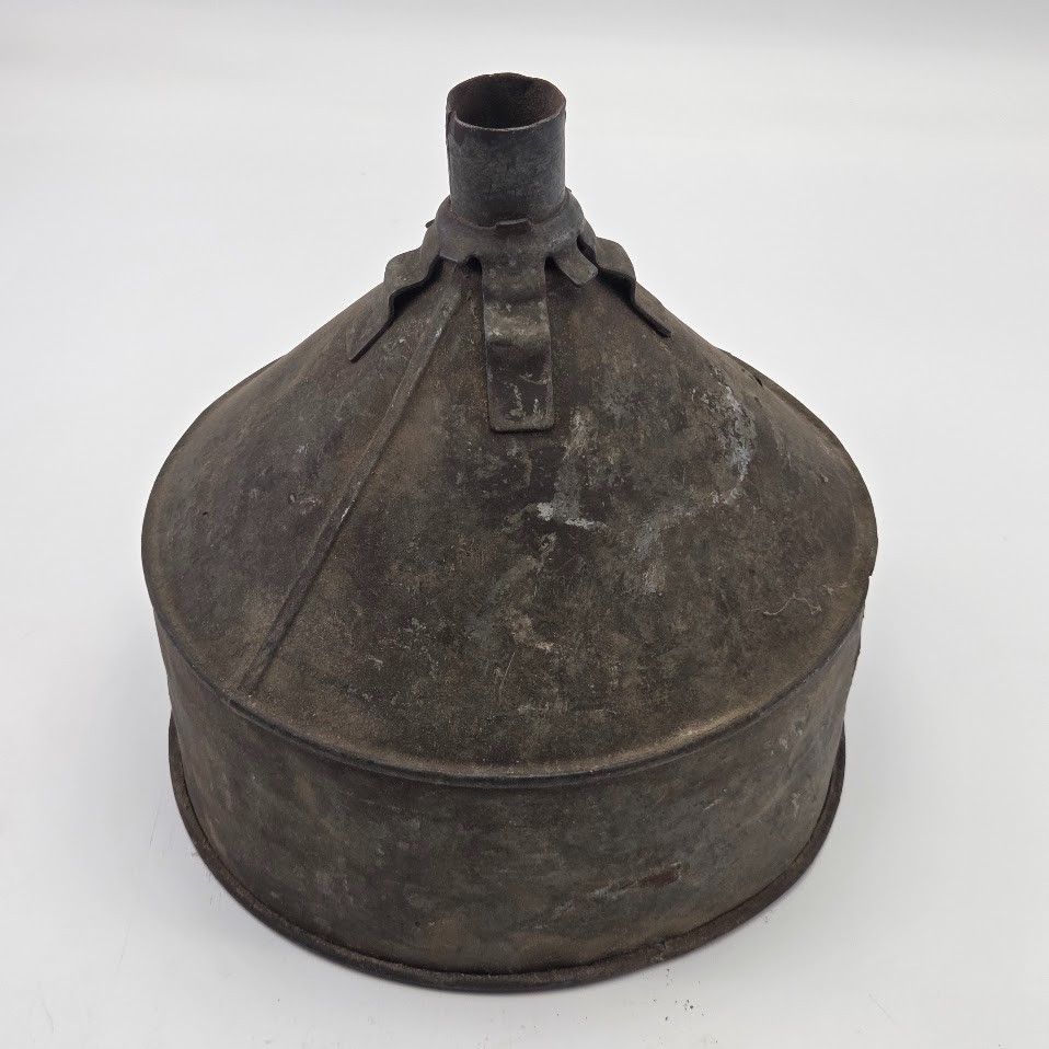 Vintage Galvanized Steel Tractor Gas Fuel Funnel 10\ Vintage Galvanized Steel Tractor Gas Fuel Funnel 10\