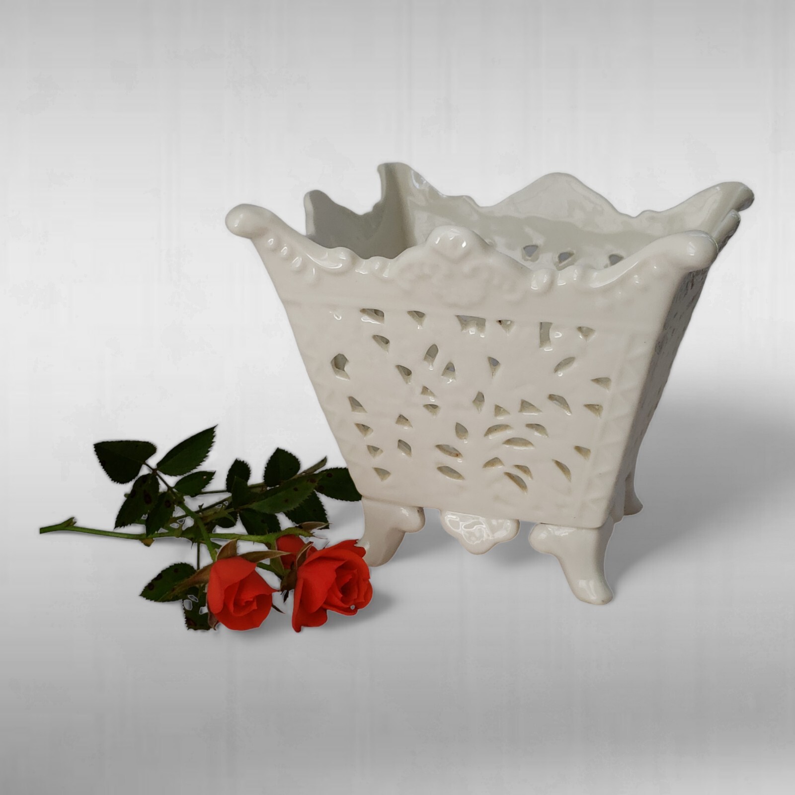 Vintage 1960s Italian Pierced Porcelain Cachepot Overpot