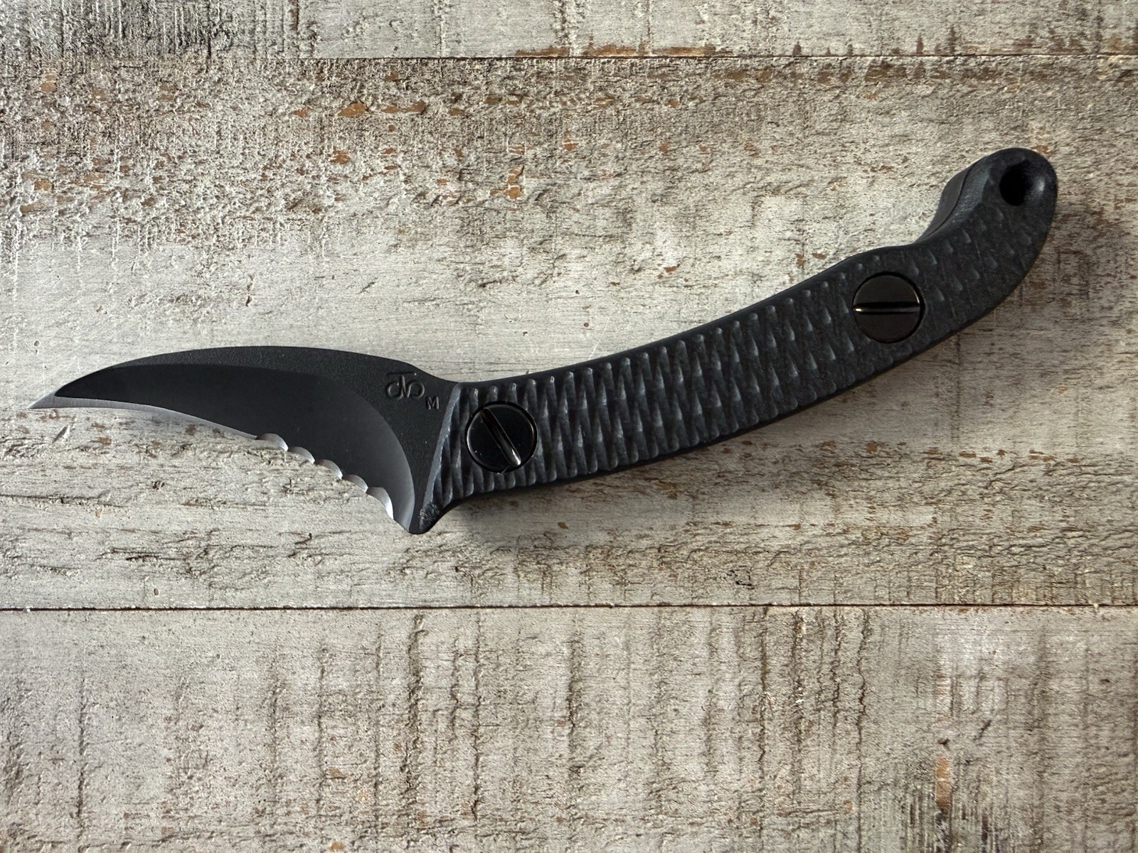 Turner CNC Ed\'s Manifesto Elvia C DLC Black G10 DLC Hardware Serrated MagnaCut