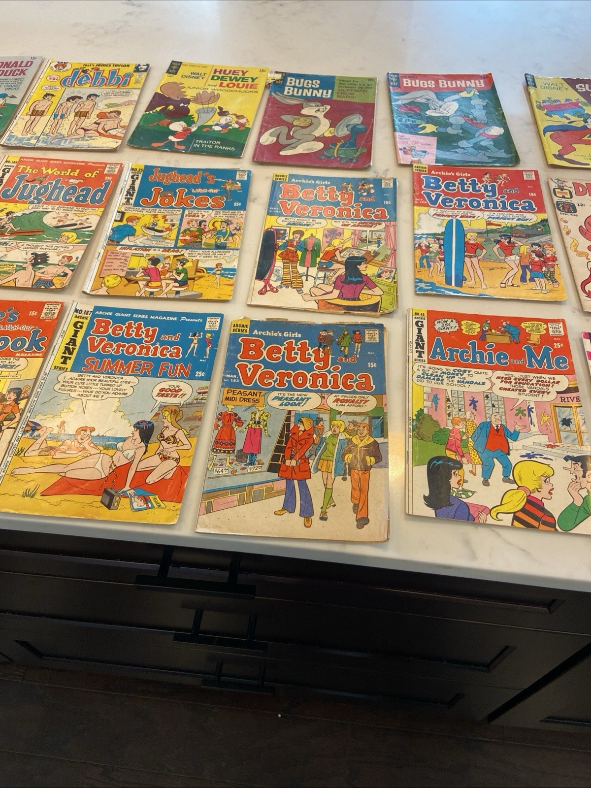 Vintage Comic Book Lot Single Issue English Archie Betty Veronica Jughead Bugs