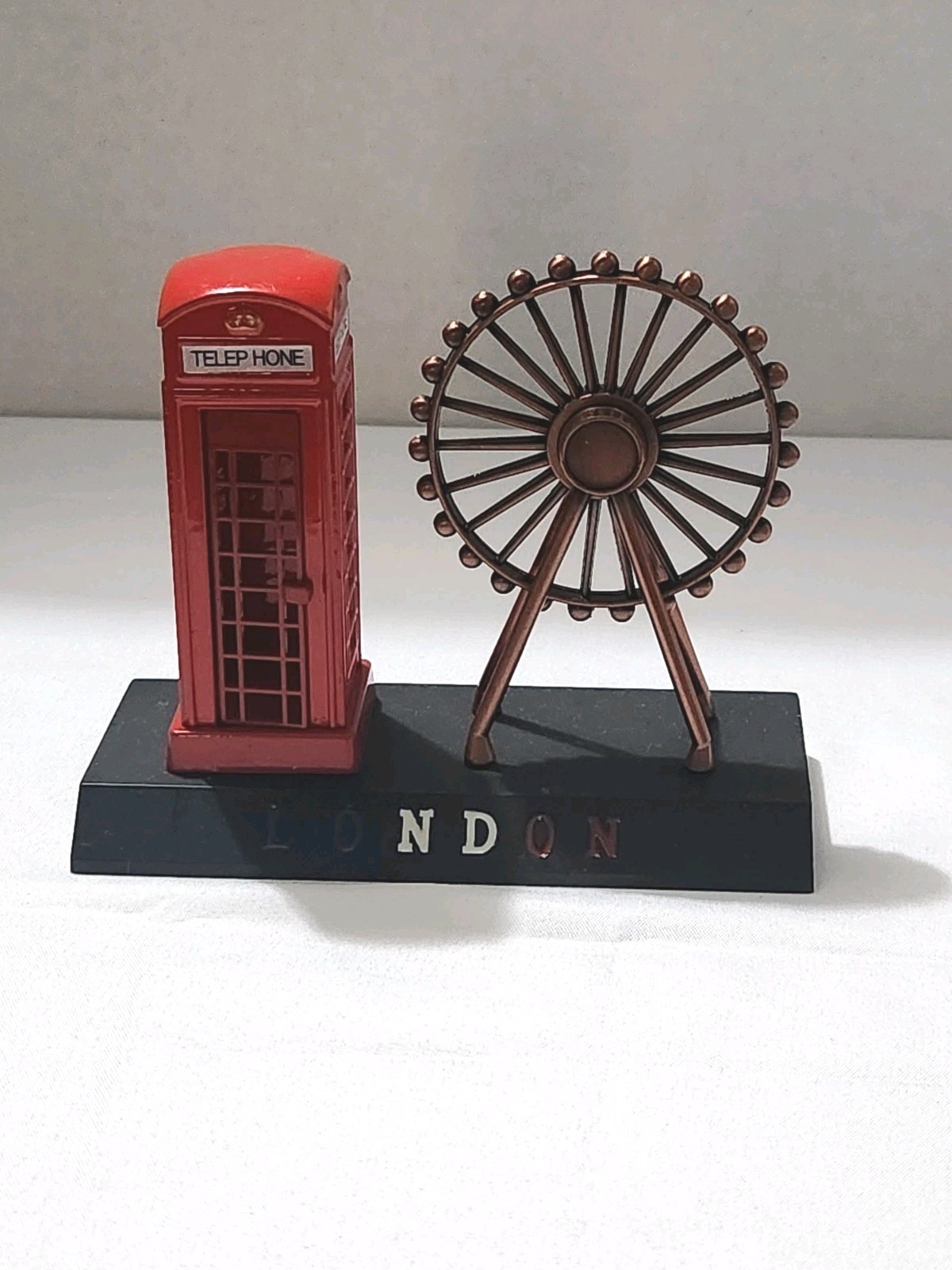 London UK Souvenir Ornament Figurine w/ Red Telephone Box & Ferris Wheel