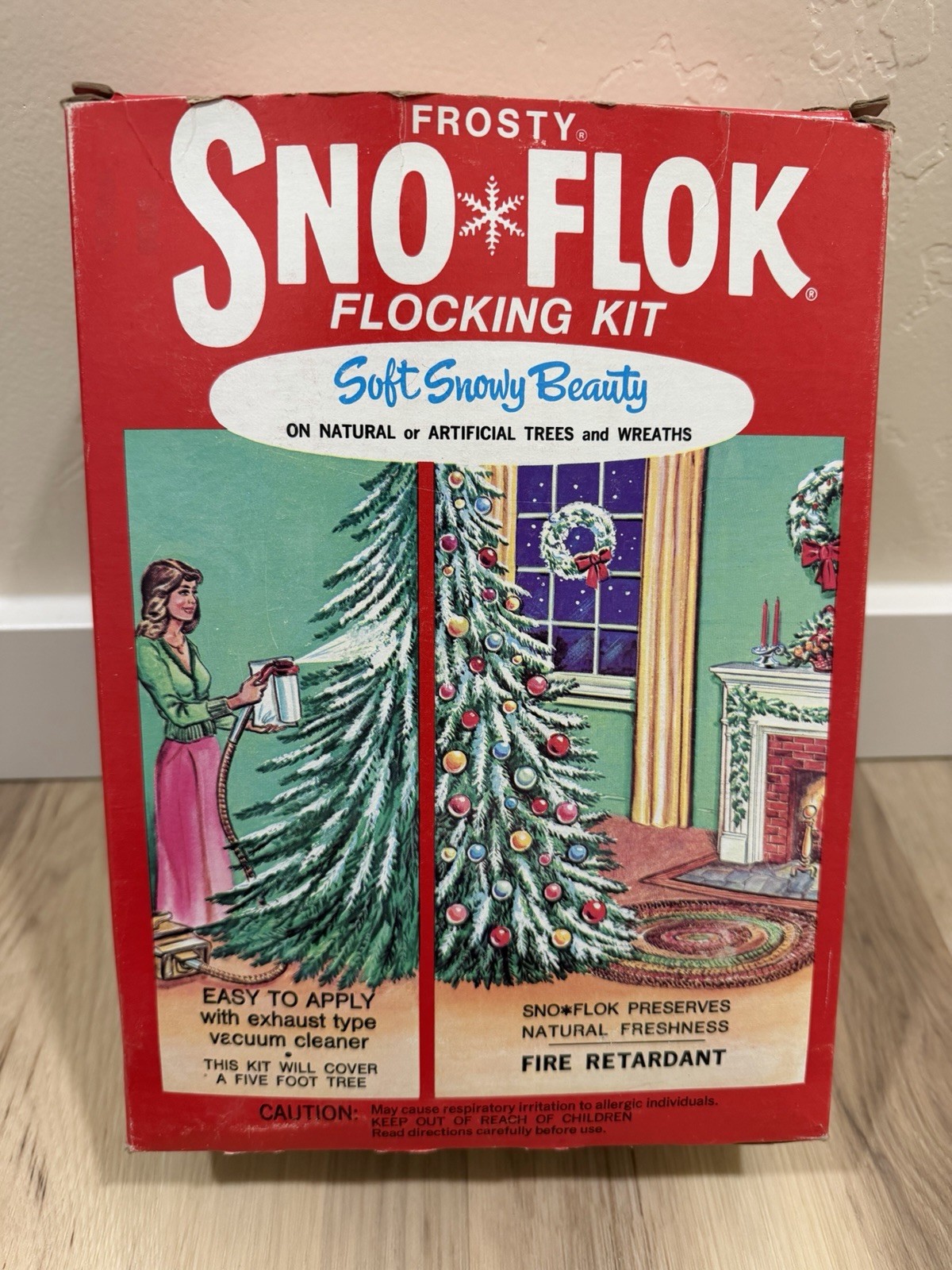 Vintage Frosty SNO FLOK Christmas Tree Snow Flocking Flock  Christmas Refill