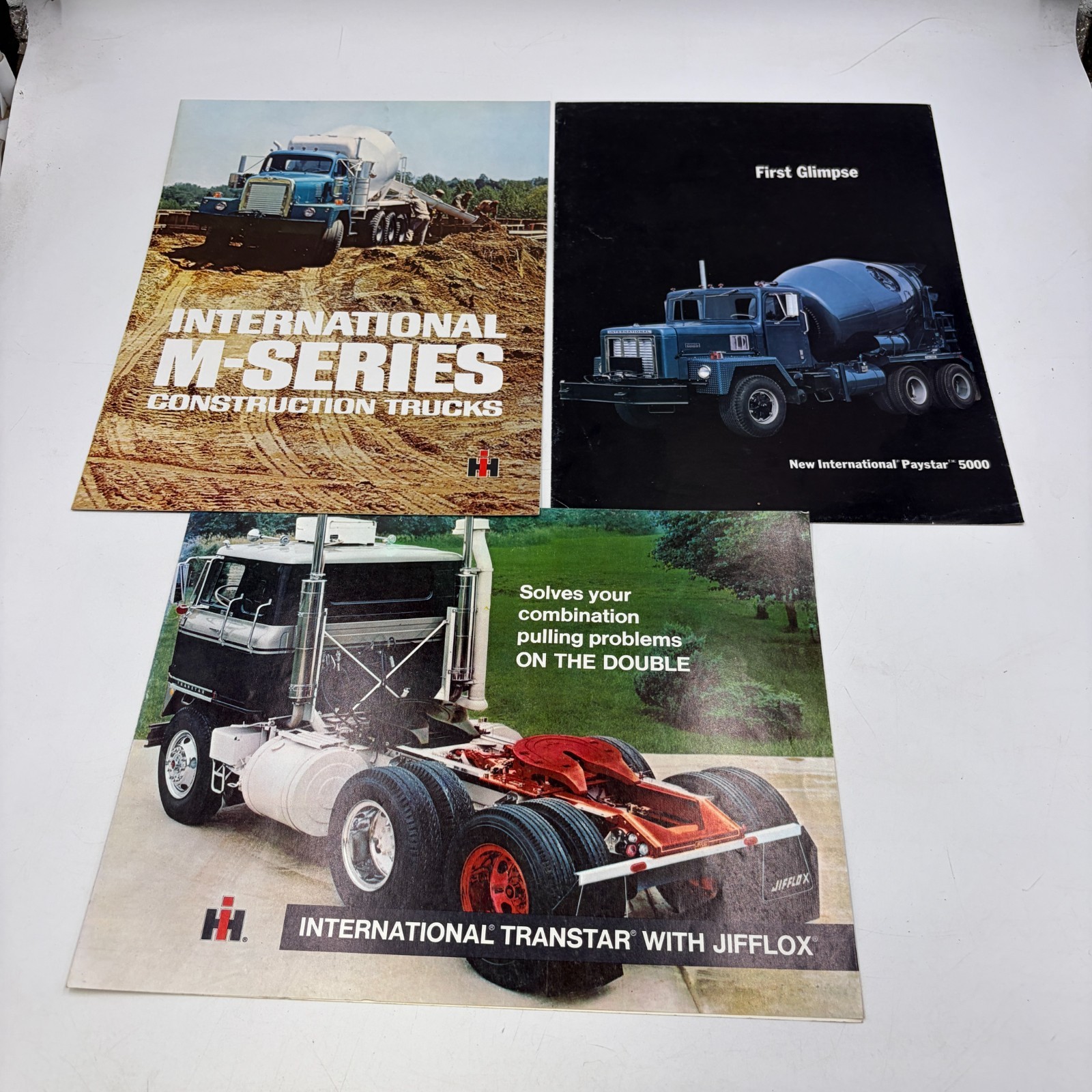 3 - 1970\'s INTERNATIONAL HARVESTER TRANSTAR WITH JIFFLOX Vintage Dealer Brochure