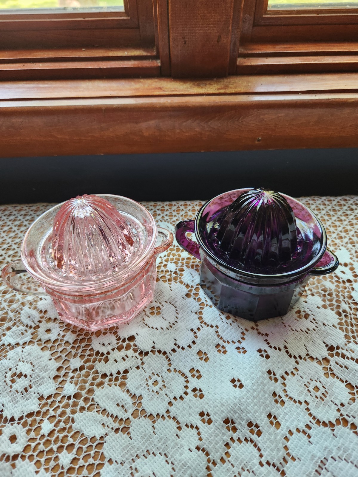 Barnes/Mosser Glass 2 Piece Reamers Pink Rose, Amythyst Barnes/Mosser Glass 2 Piece Reamers Pink Rose, Amythyst