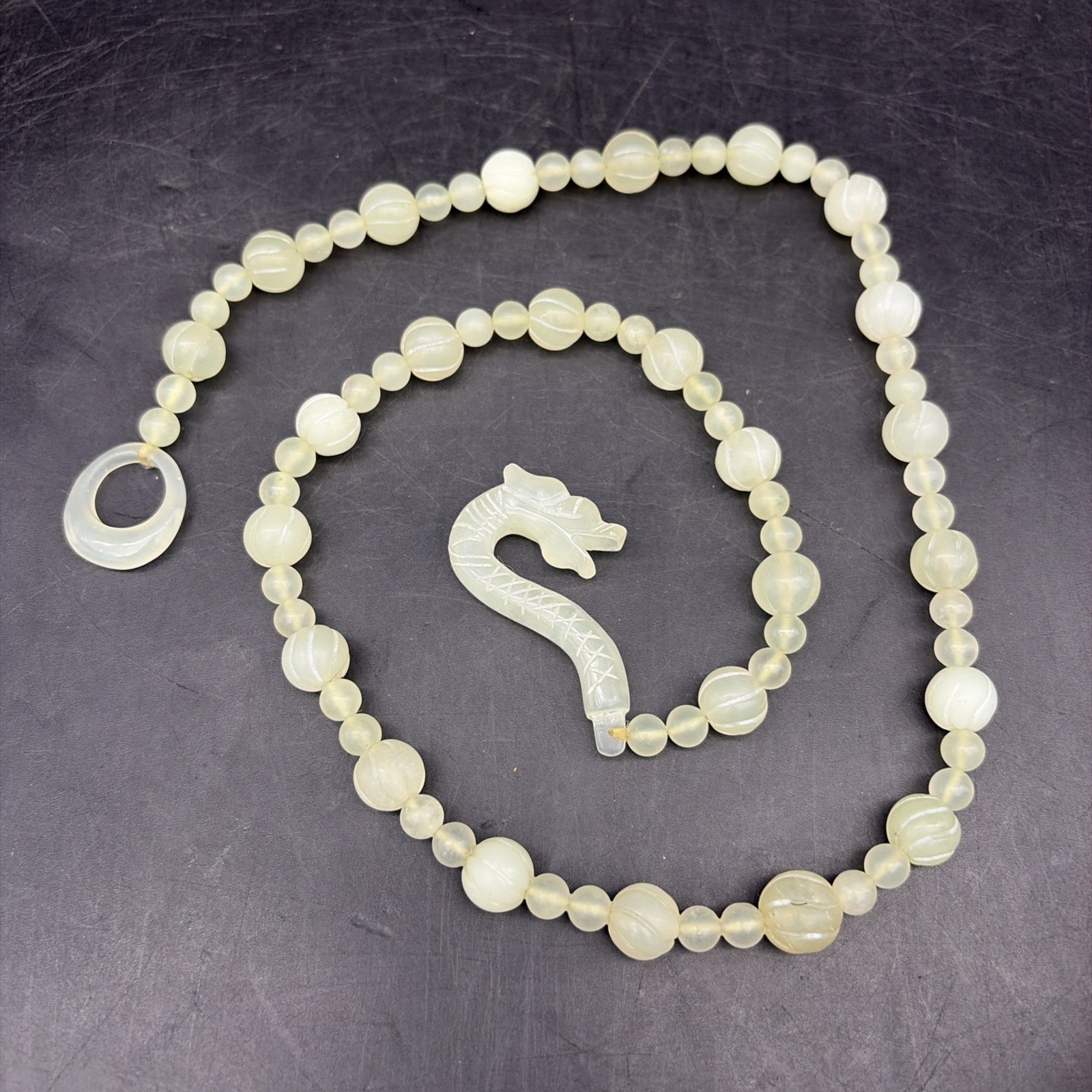 Vintage BEAUTIFUL ANTIQUE VINTAGE JADE DRAGON CLASP BEADED 28 1/4