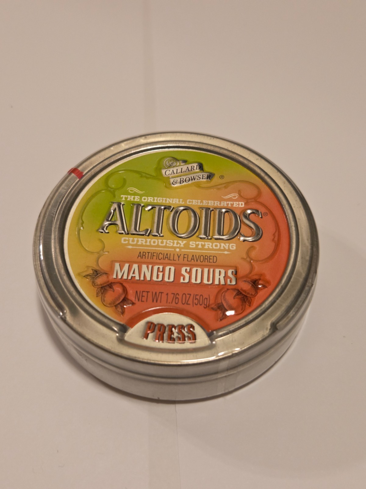 1X NEW SEALED UNOPENED Altoids Mango Sours Candy in Metal Tin NOT RETRO REMAKE 3