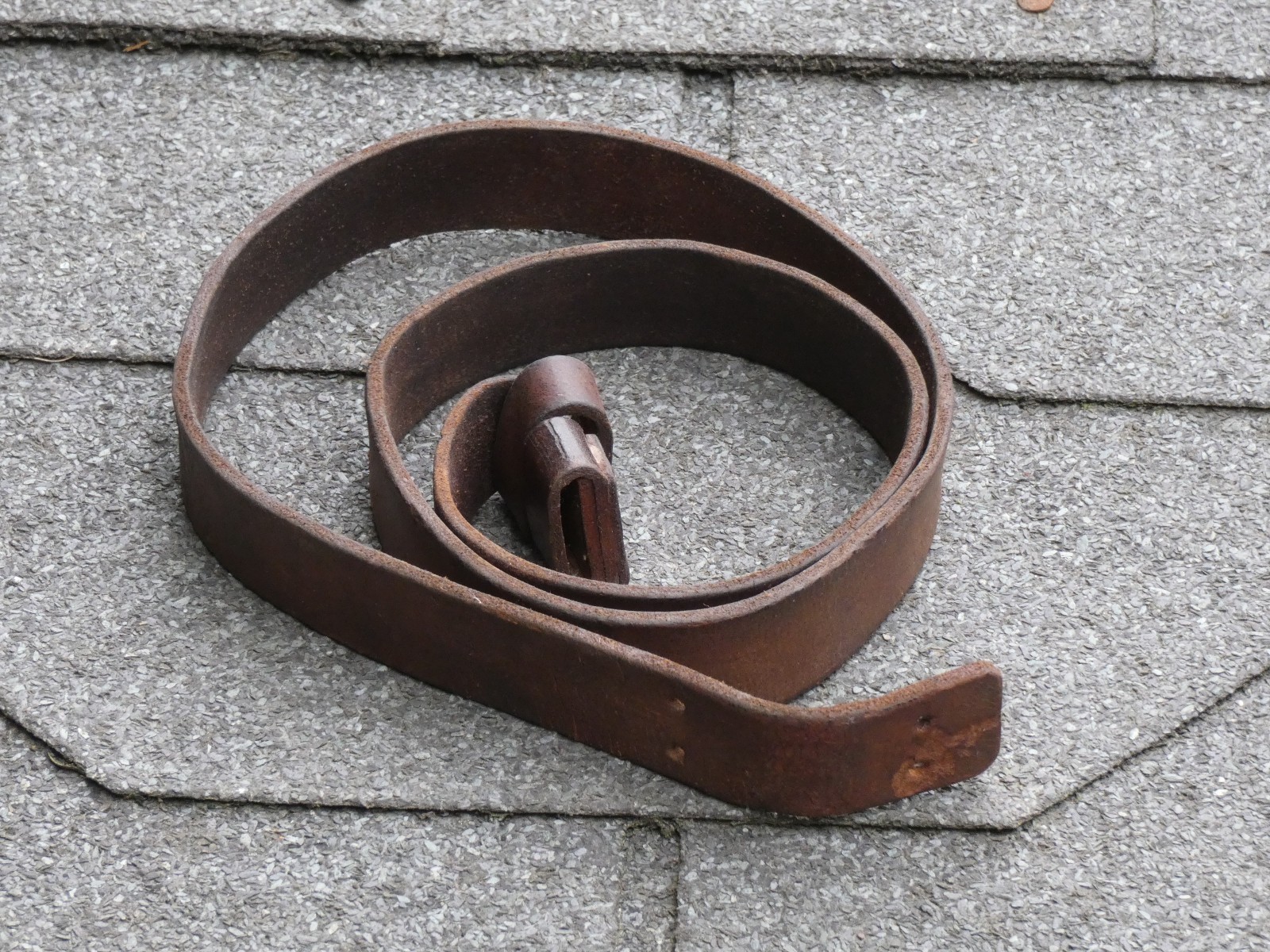WW1 or WW11 / WW2 ORIGINAL LEATHER  ENFIELD RIFLE SLING