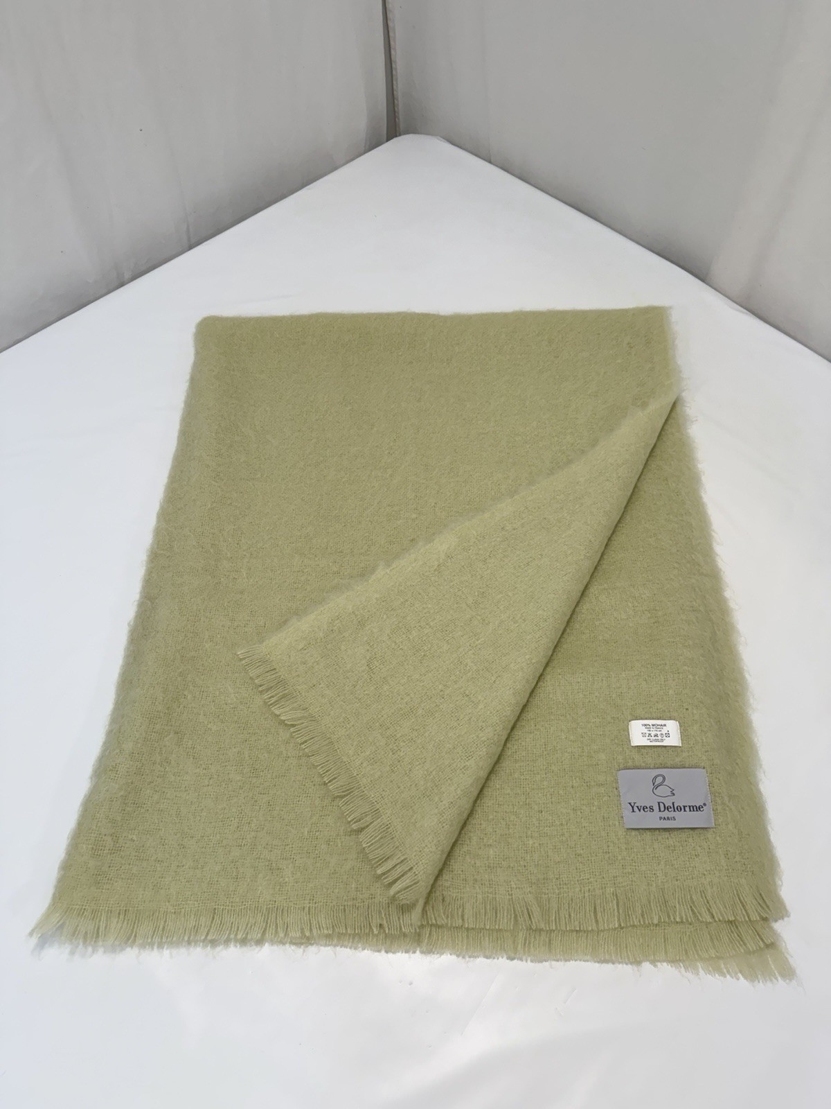 Yves Delorme 100% Mohair Blanket Chartreuse Green Paris France 140x170 cm