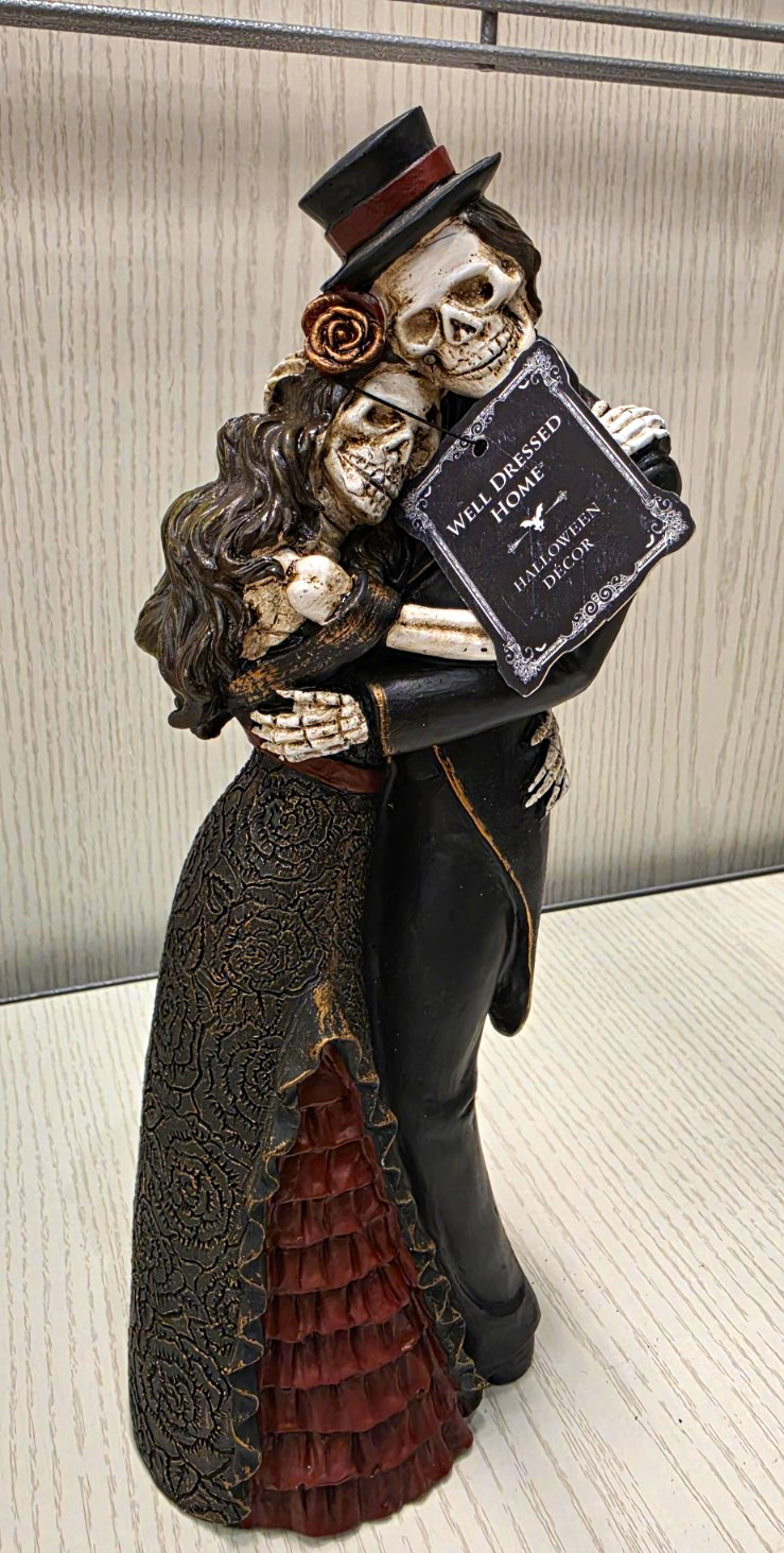 Well Dressed Home Gothic Skeleton Bride & Groom Couple Figurine Resin 3D Antique Well Dressed Home Gothic Skeleton Bride & Groom Couple Figurine Resin 3D Antique