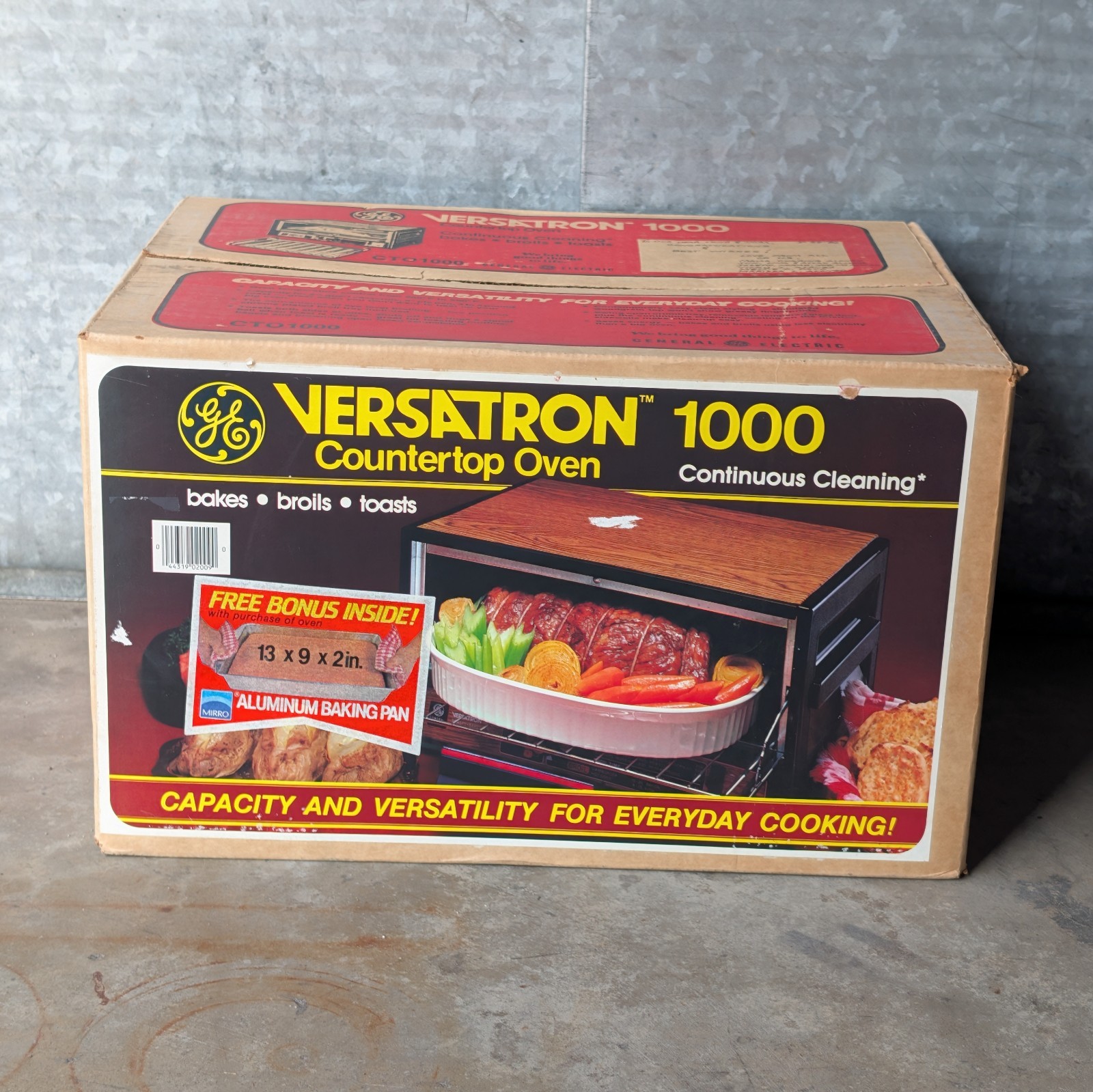New Vintage GE Versatron 1000 Continuous Cleaning Countertop Oven Sealed
