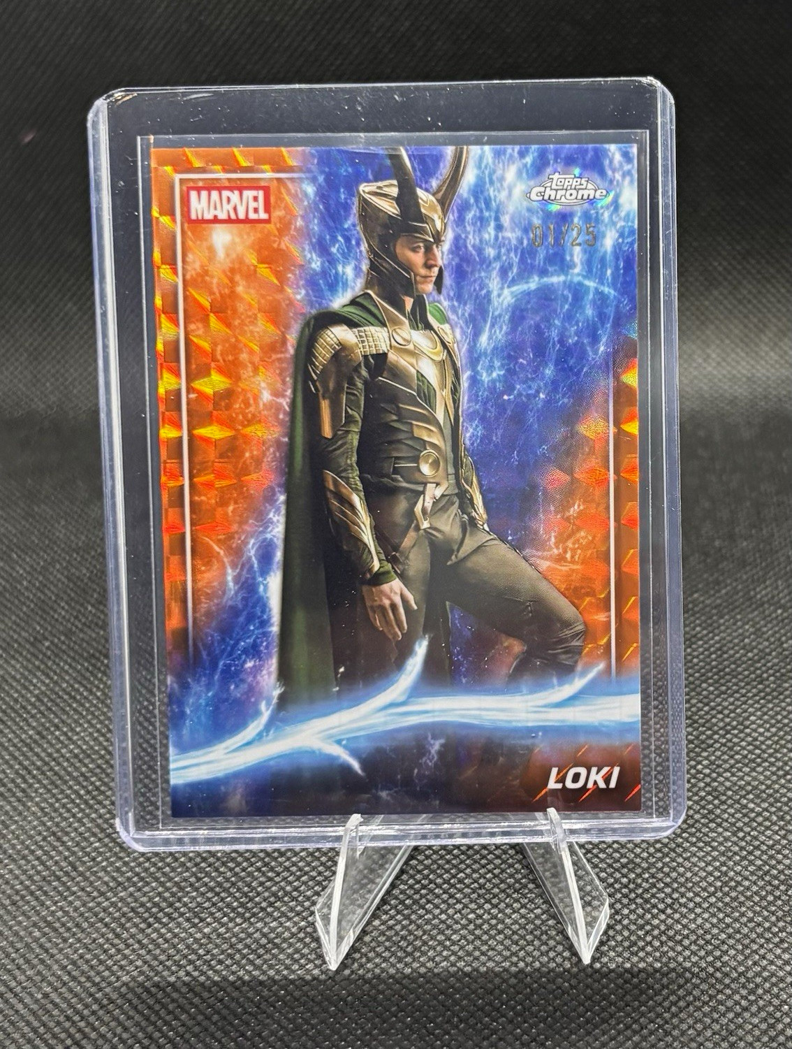 2025 Topps Chrome Marvel Studios Loki  01/25 Tom Hiddleston geometric refractor 