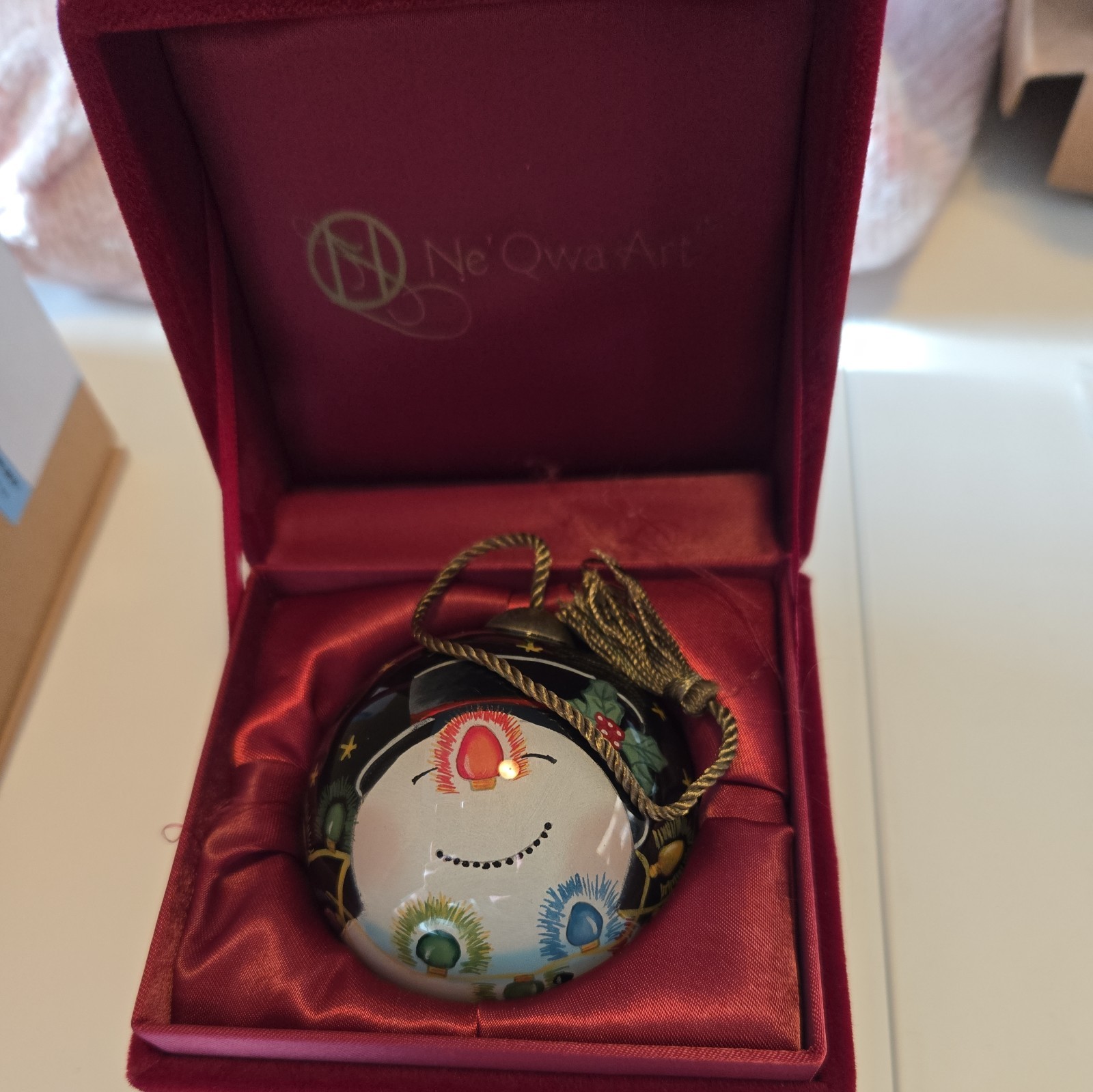 Ne\'Qwa Hand Painted Ornament D-Light-Ful Snowman By Susan Winget - Never Used