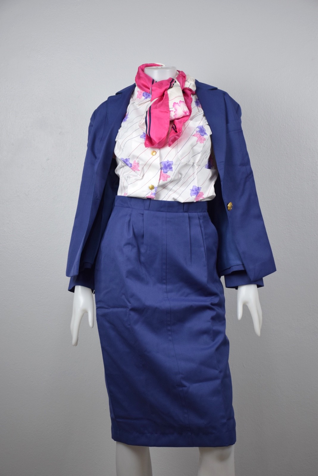 Authentic Thai Airways Classic Orchid Cabin Crew Uniform 4pc Set Scarf