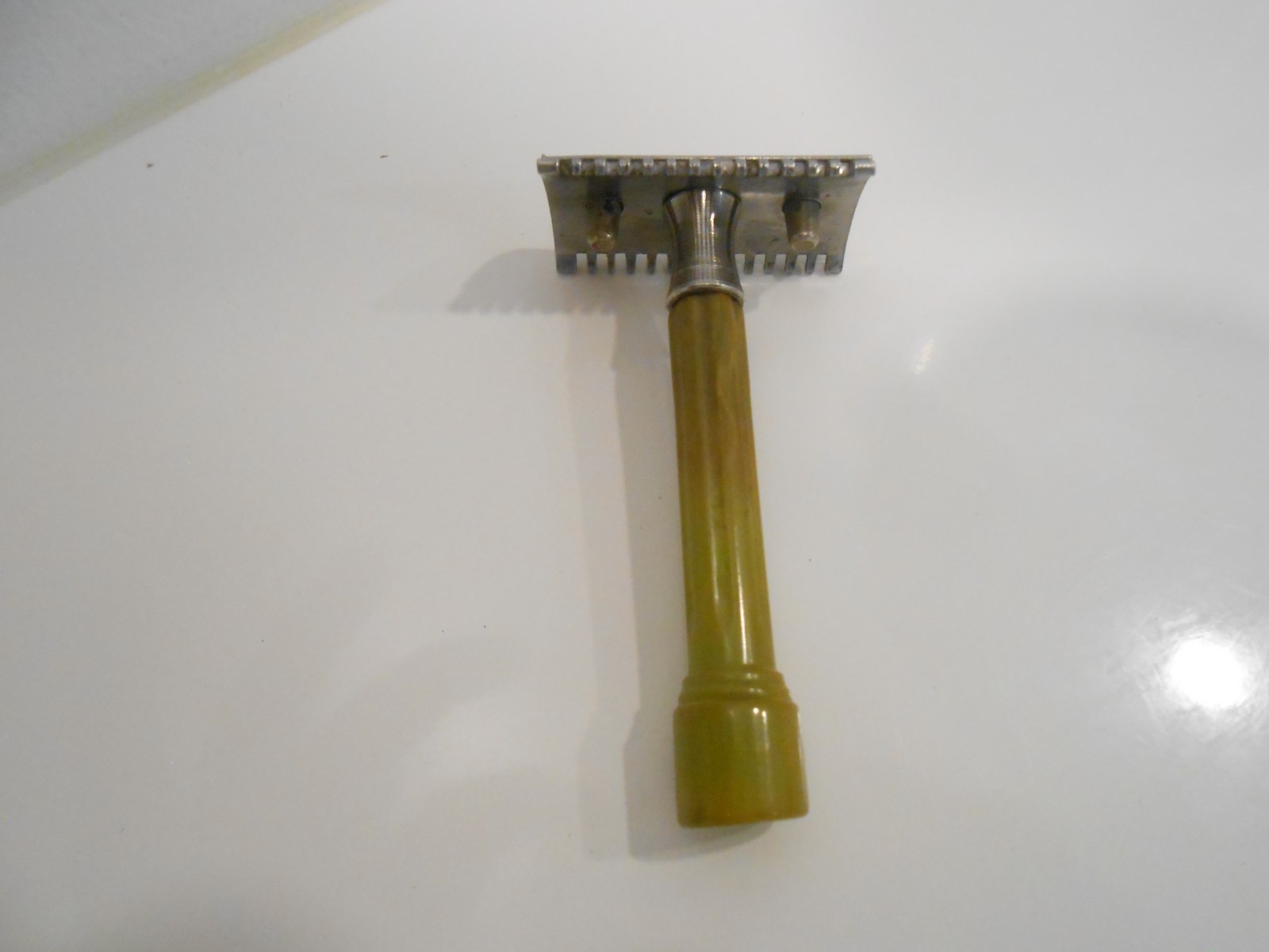 Rare Vintage Federal 3 piece razor 