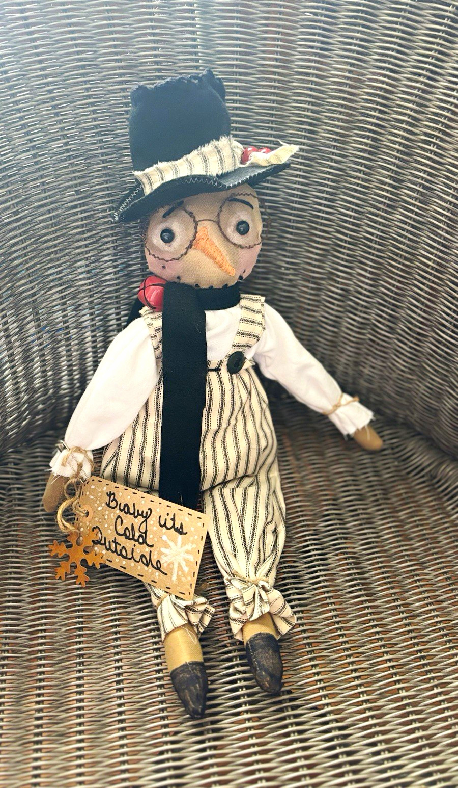 OOAK PRIMITIVE CHRISTMAS/WINTER SNOWMAN DOLL.