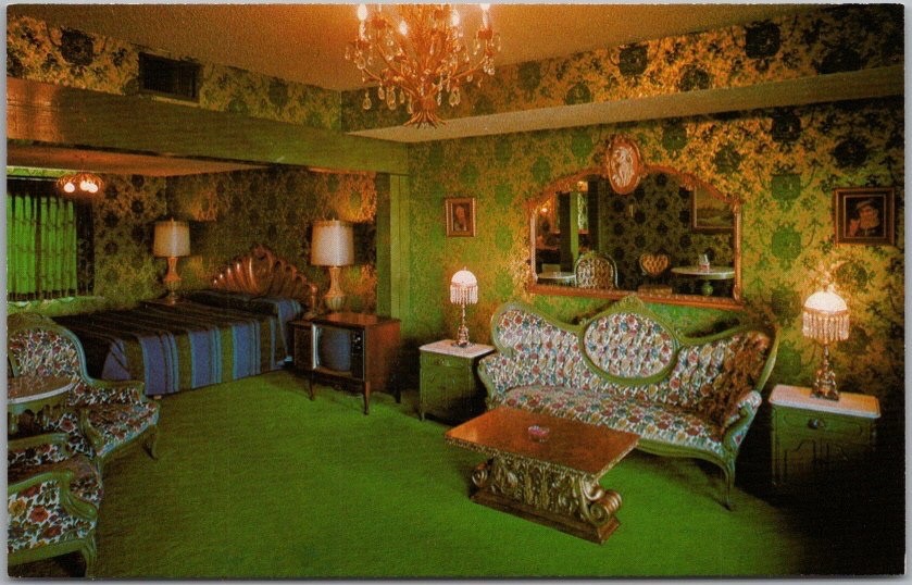 c1960s MADONNA INN POSTCARD San Luis Obispo CA \
