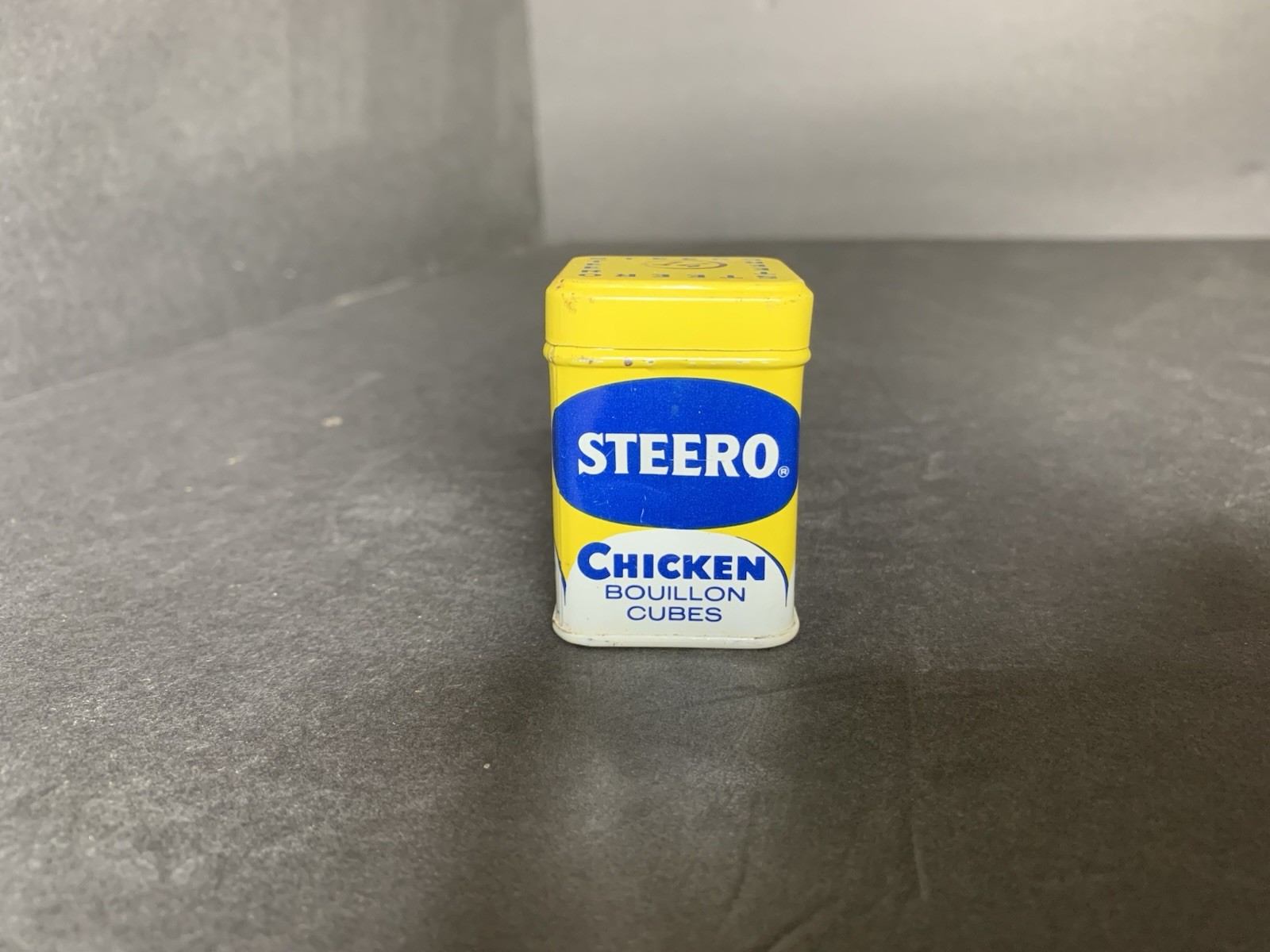 Vintage Yellow Stereo Chicken Bullion Cube Tin, Vtg Kitchenware Advertising Vintage Yellow Stereo Chicken Bullion Cube Tin, Vtg Kitchenware Advertising