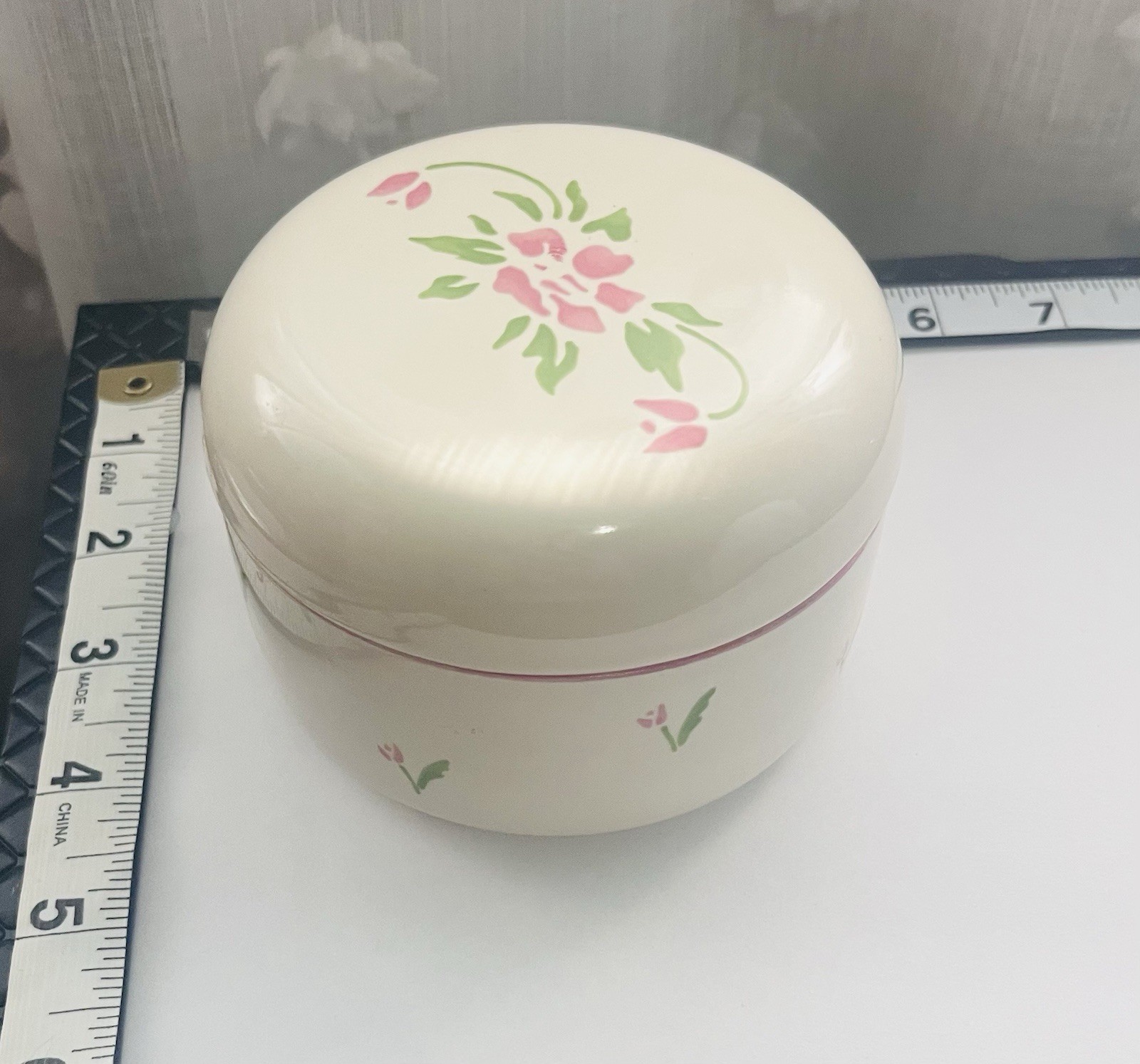 1985 Teleflora Trinket Box. Pink And Green Floral Ceramic Removable Lid.