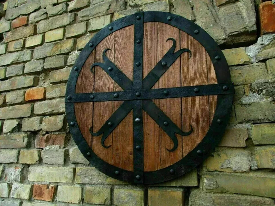 Medieval Wooden Shield Battle Ready Shield for Wall decoration 24\'\' inch LARP