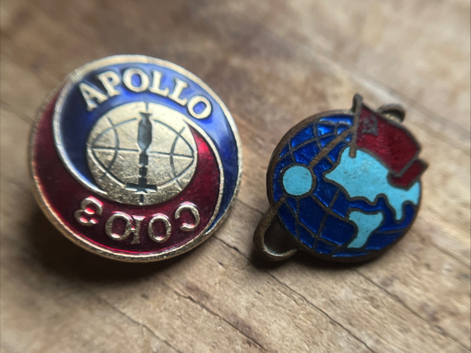 Vintage Apollo Soyuz USSR Enamel Space Pin Lot Soviet Flag Globe 2 Pc