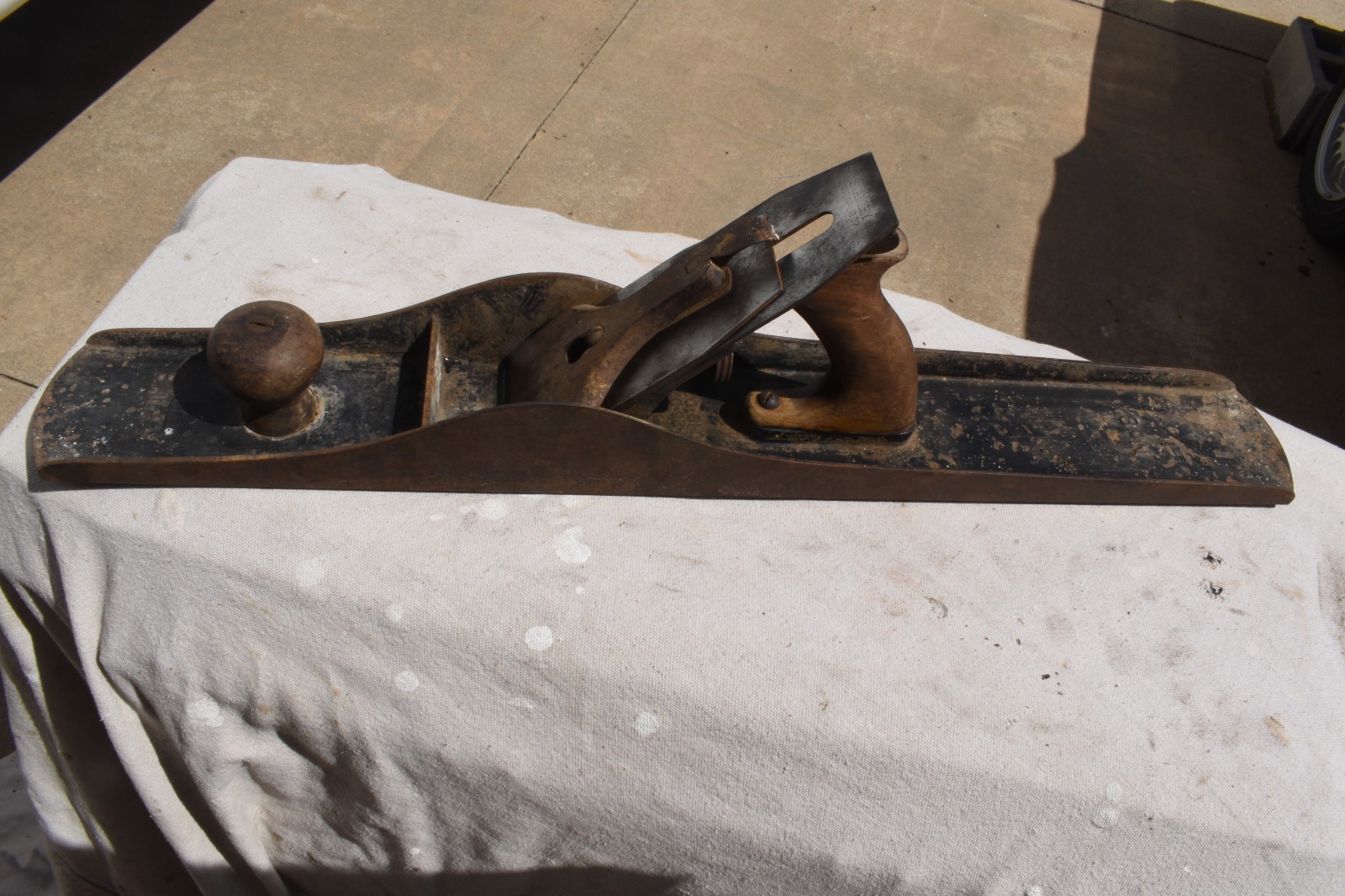Vintage Stanley Bailey No. 8 Wood Plane Corrugated Bottom - barn find