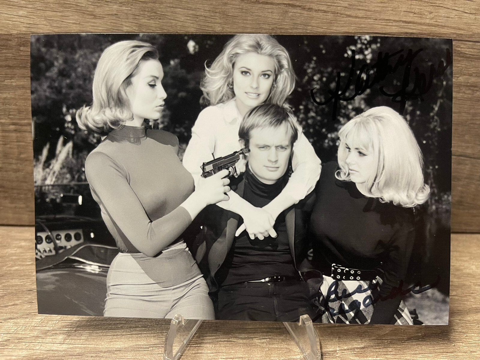 Kathy Kersh Man From UNCLE Hand Signed 4x6 Photo TC46-5056