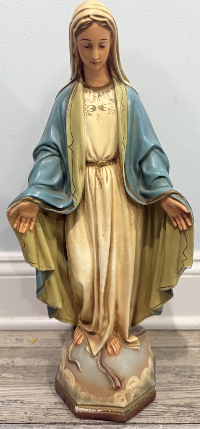 * GLORIOUS VINTAGE NUNS CONVENT VIRGIN MARY STATUE 17 3/8”