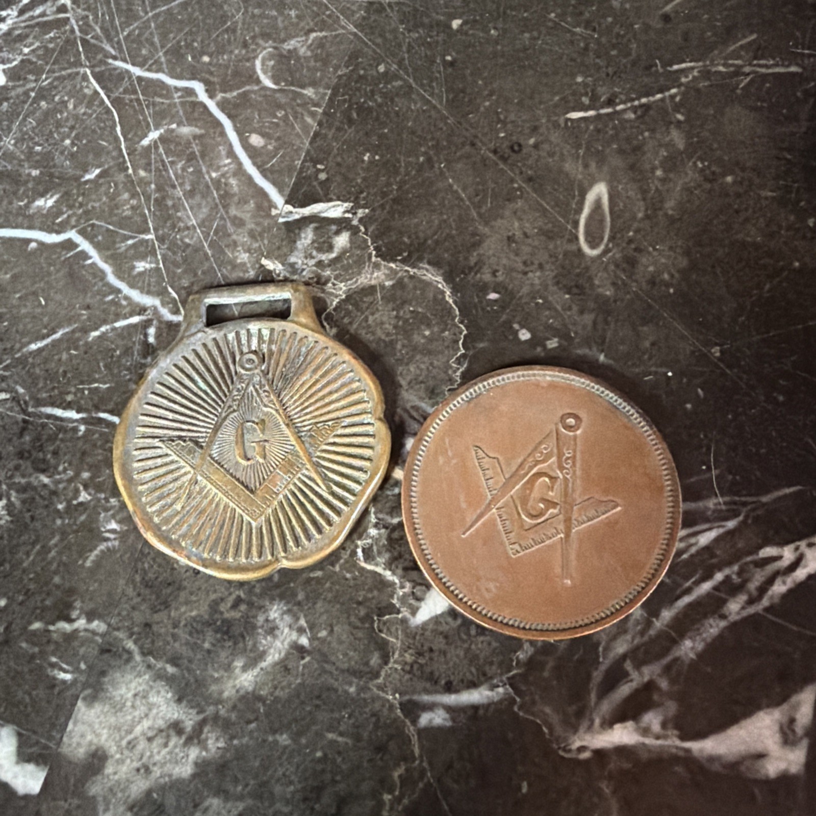1921 Antique Masonic Grand Master Freemasonry Pocket Watch Fob & token coin