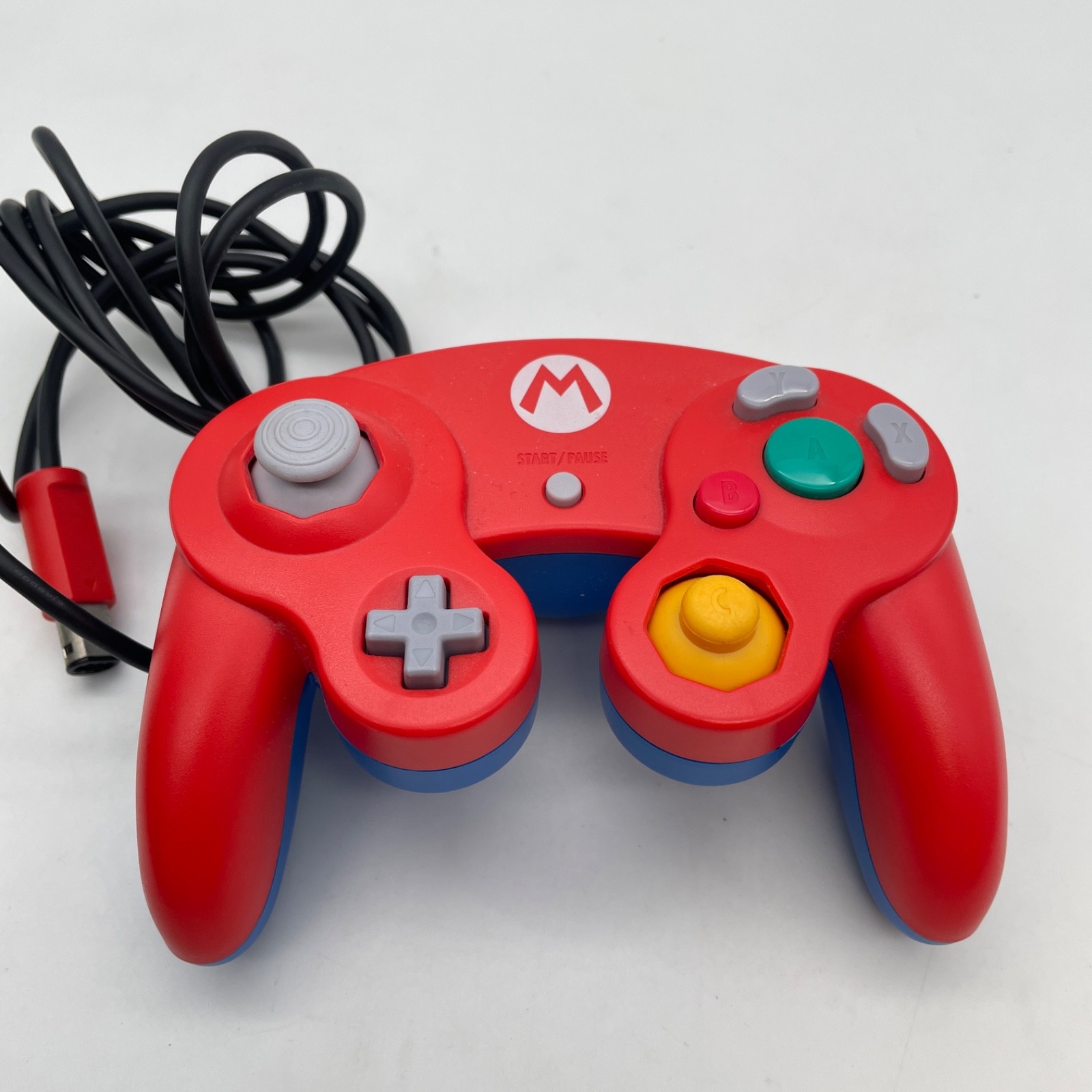 Club Nintendo Official Controller Mario Red x Blue for Gamecube