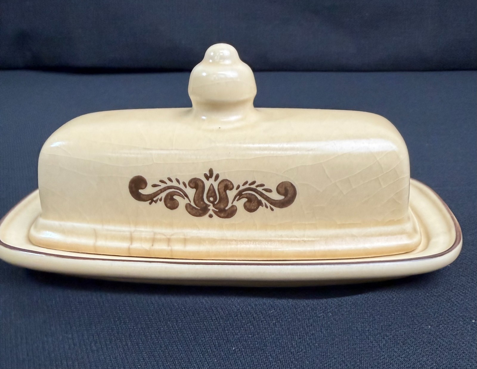 Vintage Pfaltzgraff Butterdish & Lid Stoneware - USA Cream & Brown Pottery - 2pc