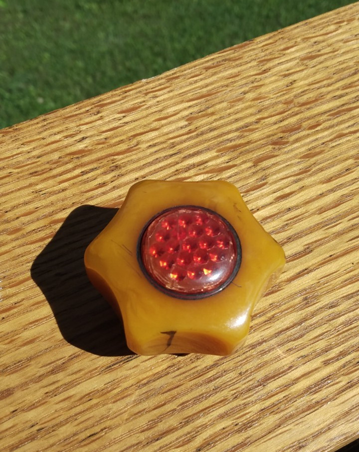 Vntg. 50\'s Automobile Steering Suicide Knob ∆ Marbled Caramel w/ Red Reflector