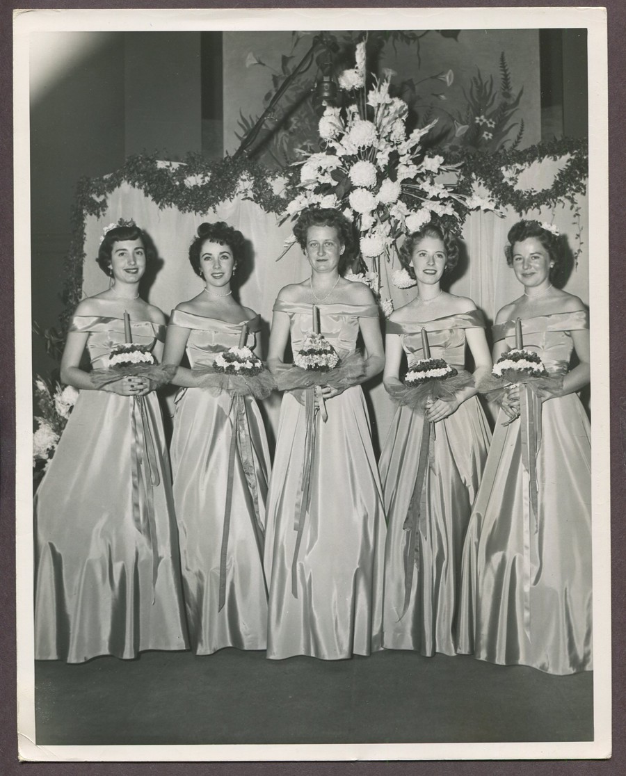 ELIZABETH  TAYLOR Candid 1949 Bridesmaid Photo Jane Powell Beverly Hills Wedding