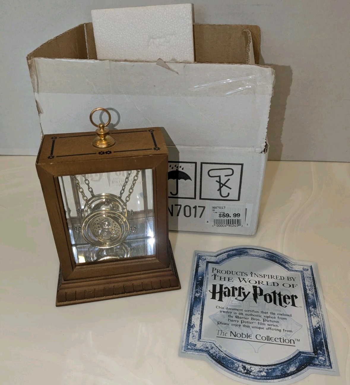 Noble Collection Harry Potter Time-Turner Hermione Necklace Prop Display Case